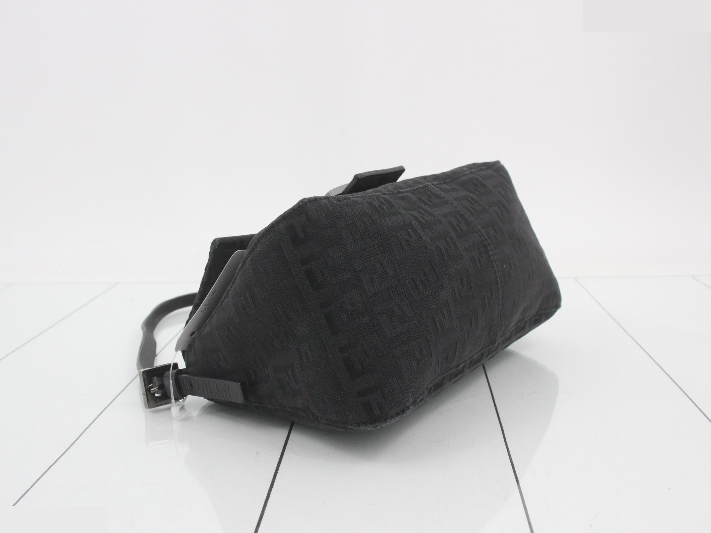 ZUCCA Mamma Bucket Handbag — view 5