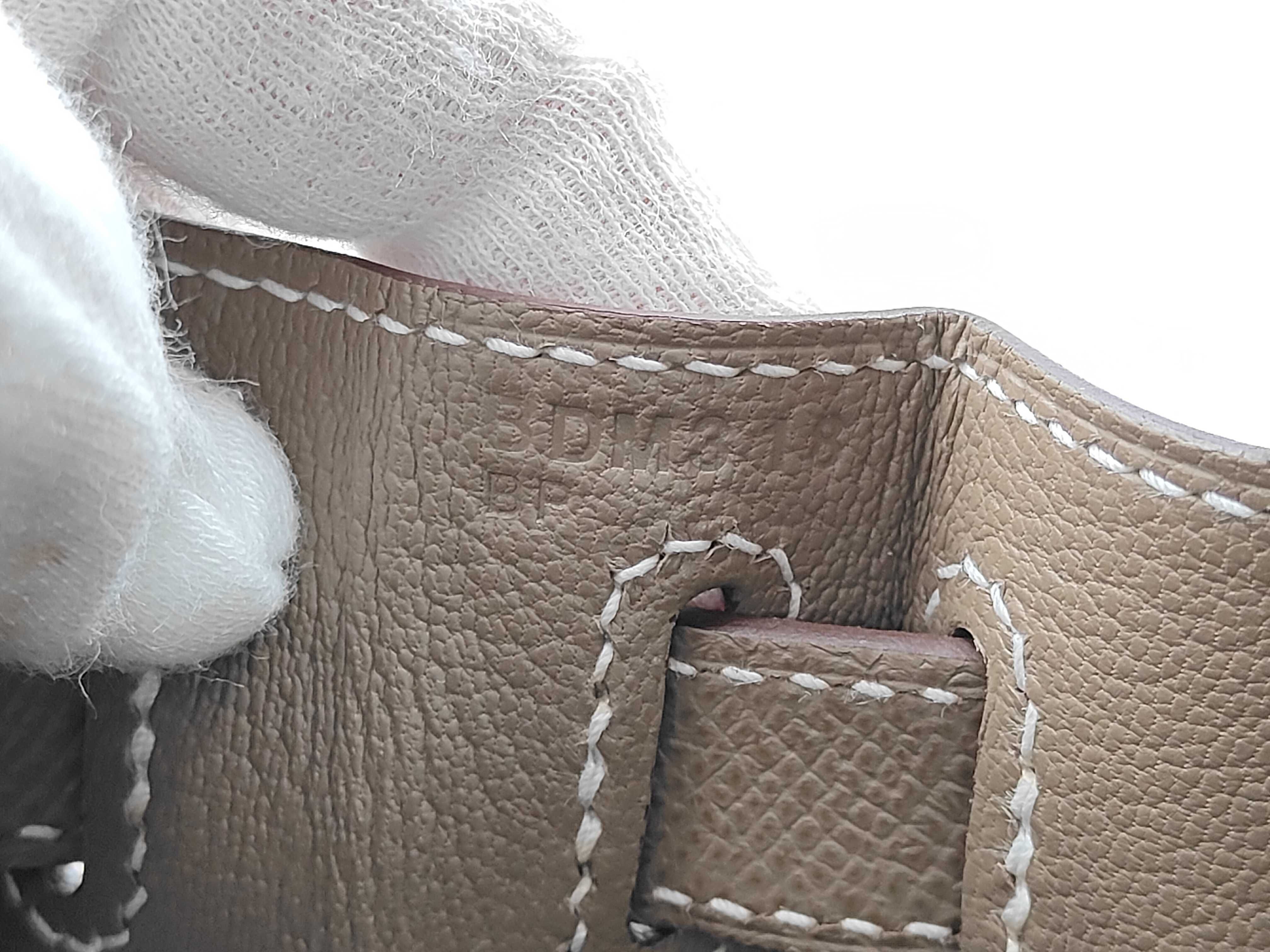 Kelly 28 Handbag, Gray, Silver Hardware, B Stamp — view 15