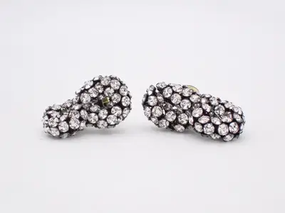 Other lines: Precious metals and earrings