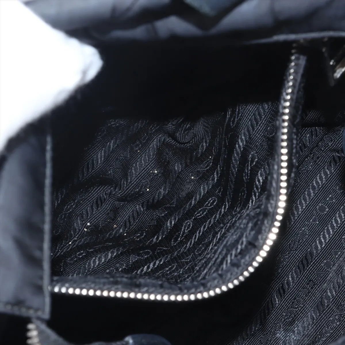 Tessuto Quilted Nylon x Leather 2WAY Handbag Black — view 9