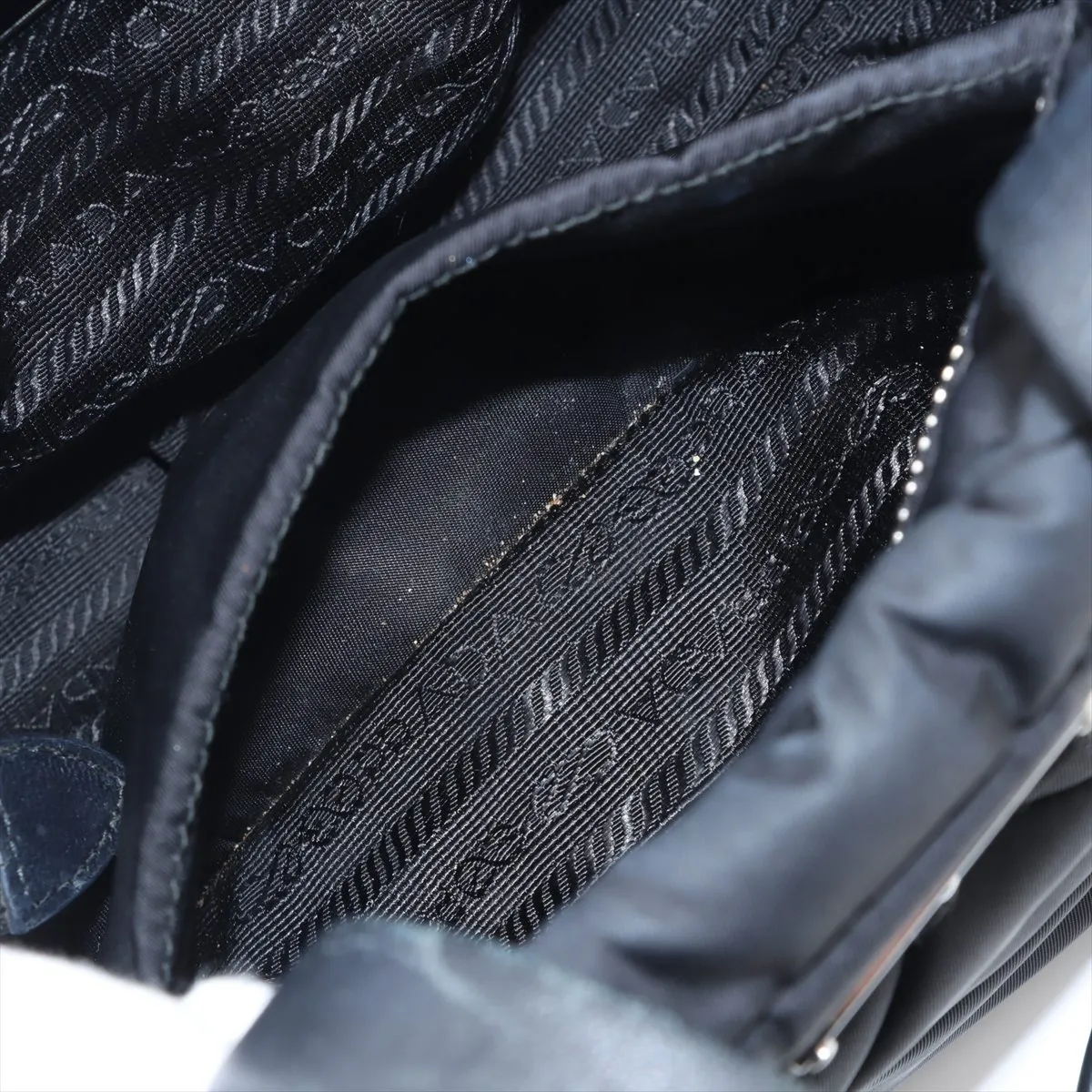 Tessuto Quilted Nylon x Leather 2WAY Handbag Black — view 10