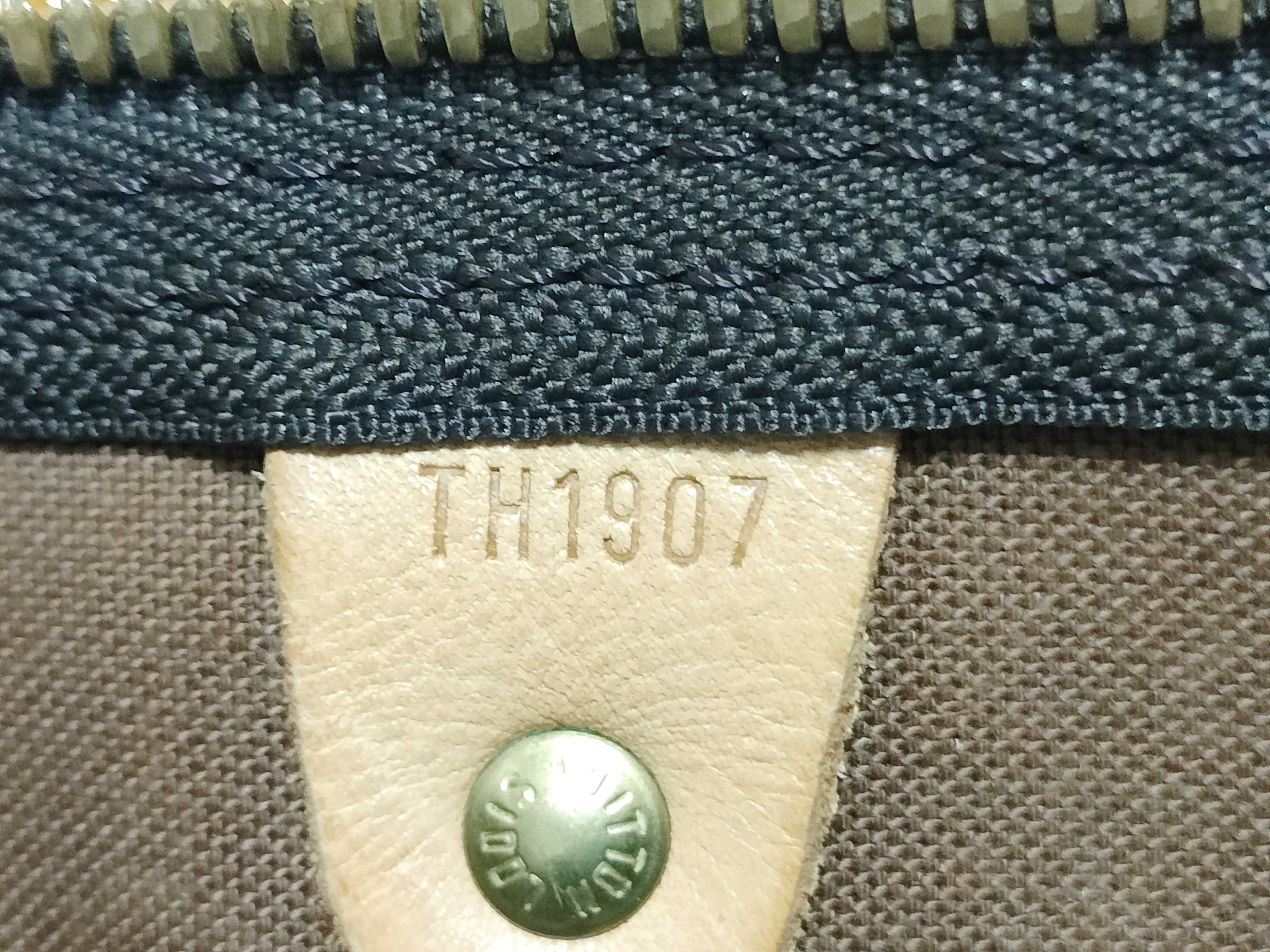 Monogram Keepall 50 Bandoulière Strap Shoulder Bag — view 12