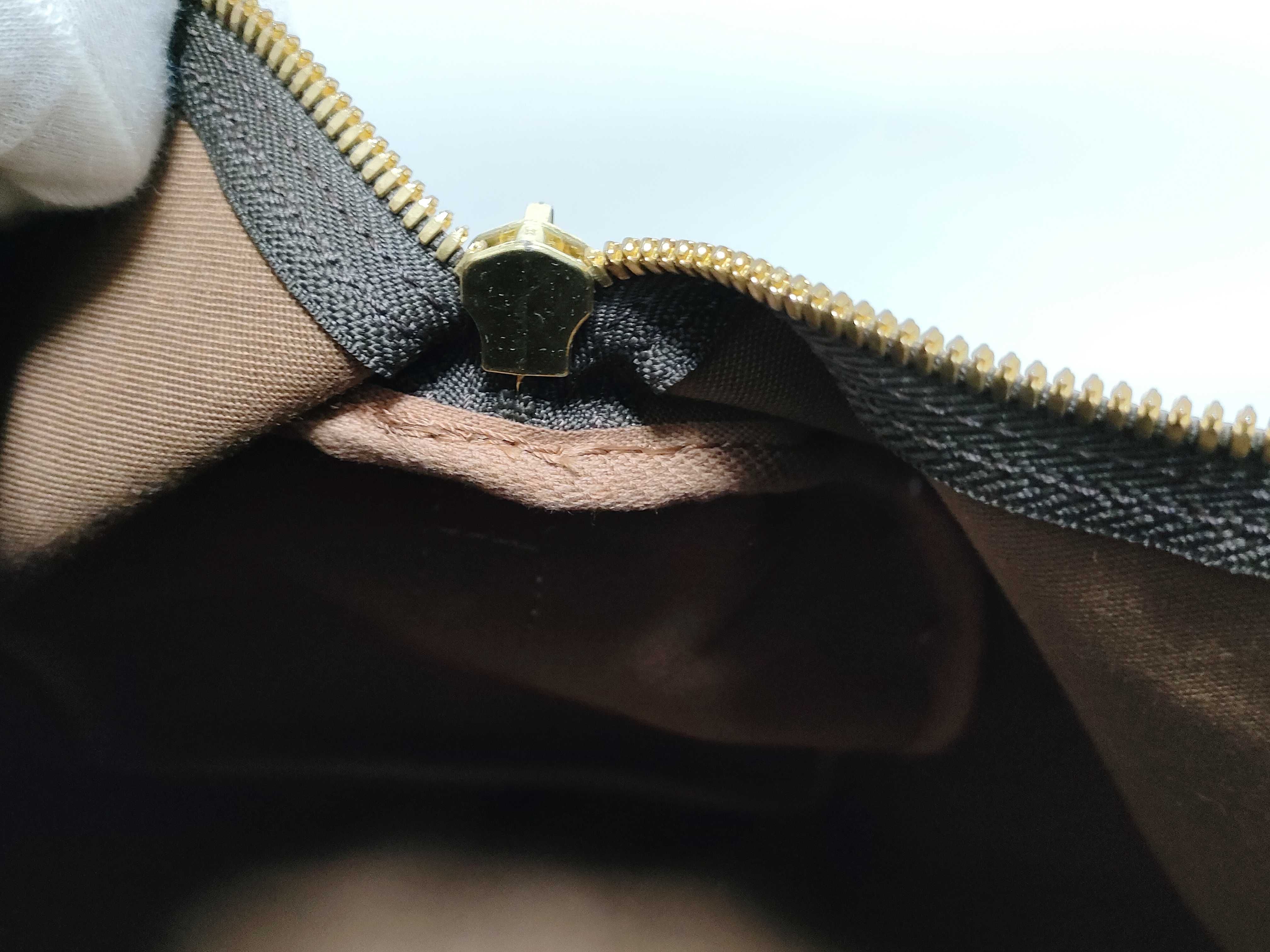 Monogram Keepall 50 Bandoulière Strap Shoulder Bag — view 10