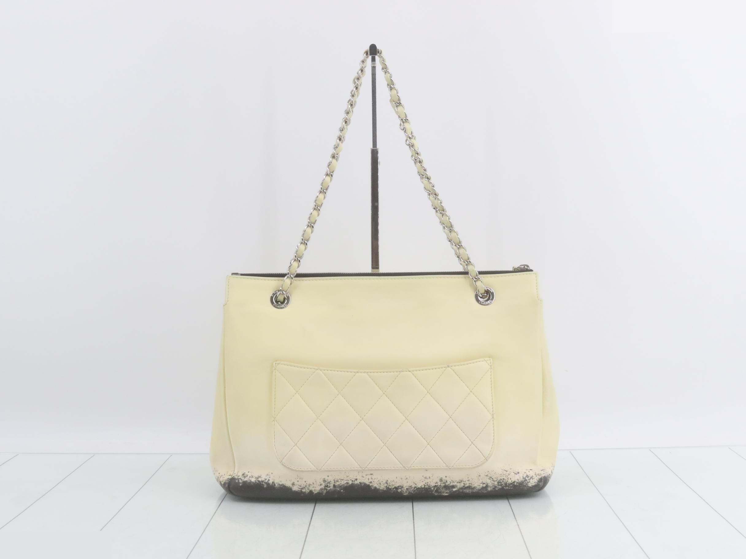 Matelassé (bag) - Shoulder bag — view 2
