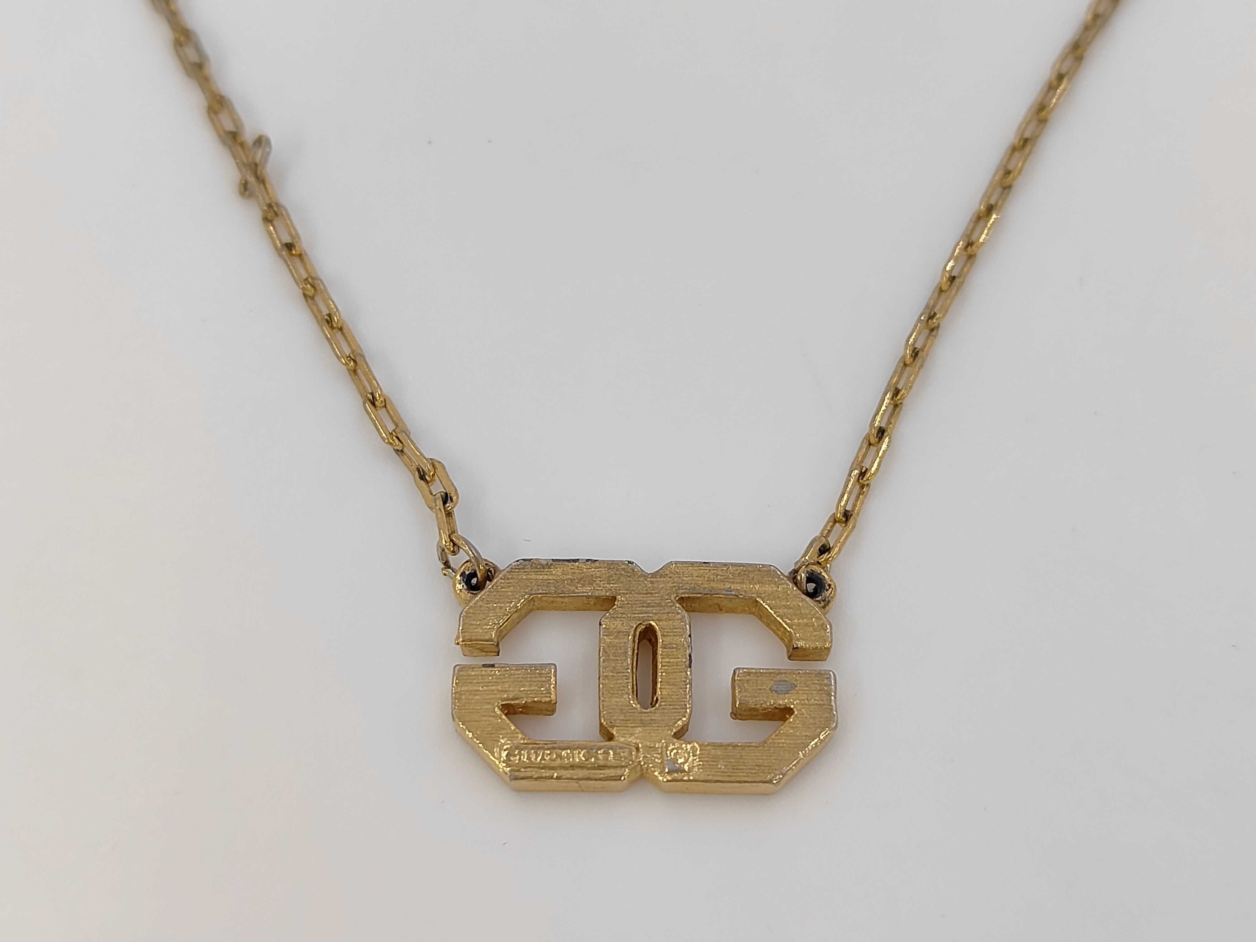 necklace — view 2