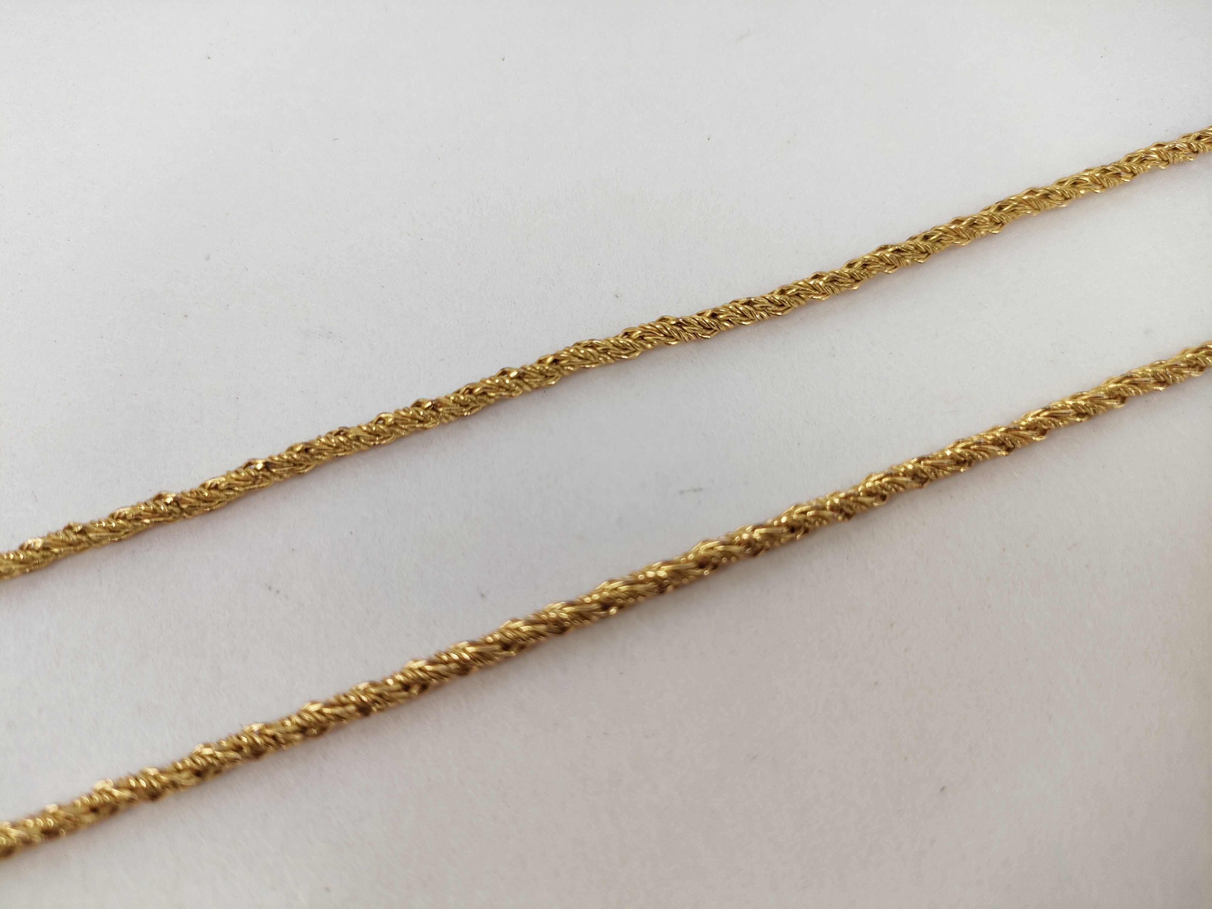 Christian CD logo necklace pendant, vintage, chain approximately 44cm. — view 8