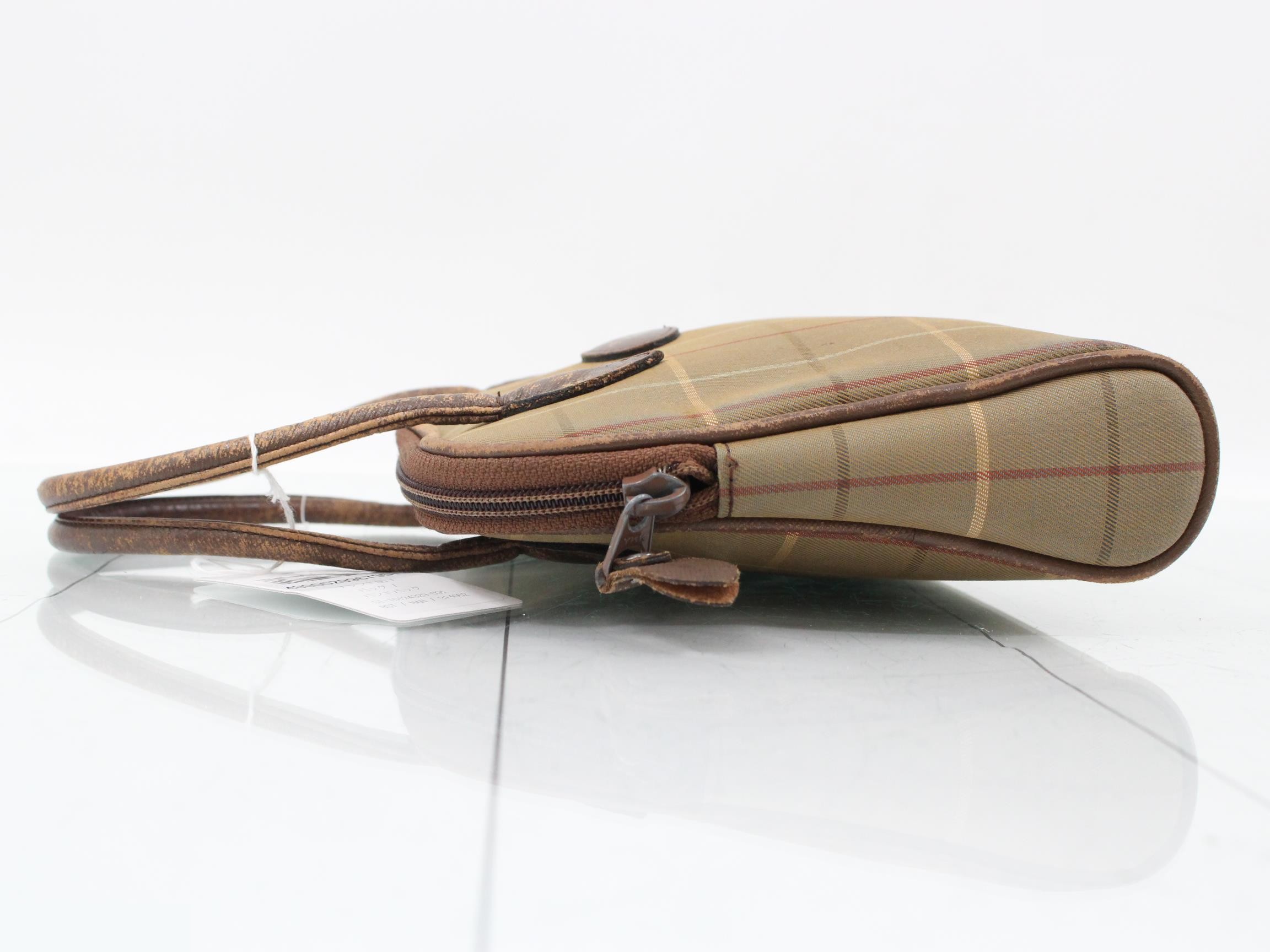 handbag — view 4