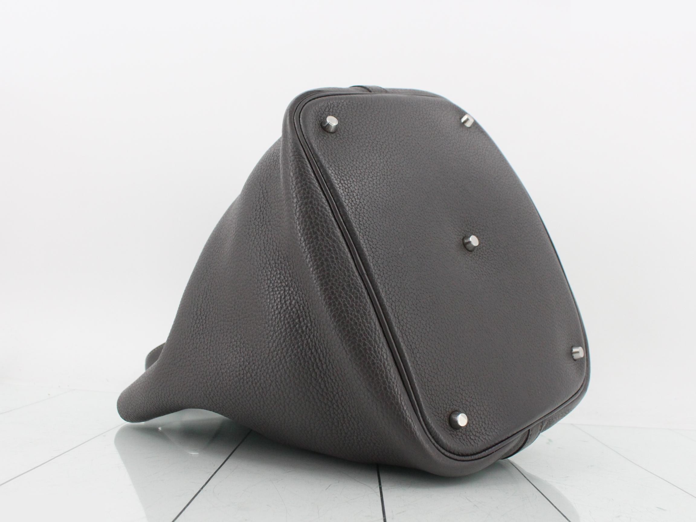 Picotin Lock GM, Taurillon leather, gray, silver hardware, O — view 5