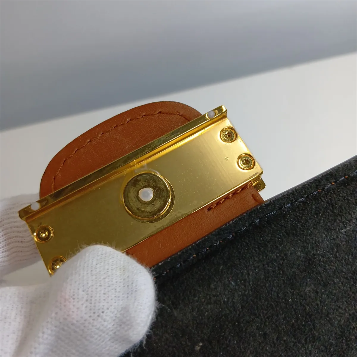 Monogram Reverse Bumbag Dauphine M44586 GI1159 Brown — view 13