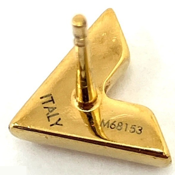 One earring only — view 3