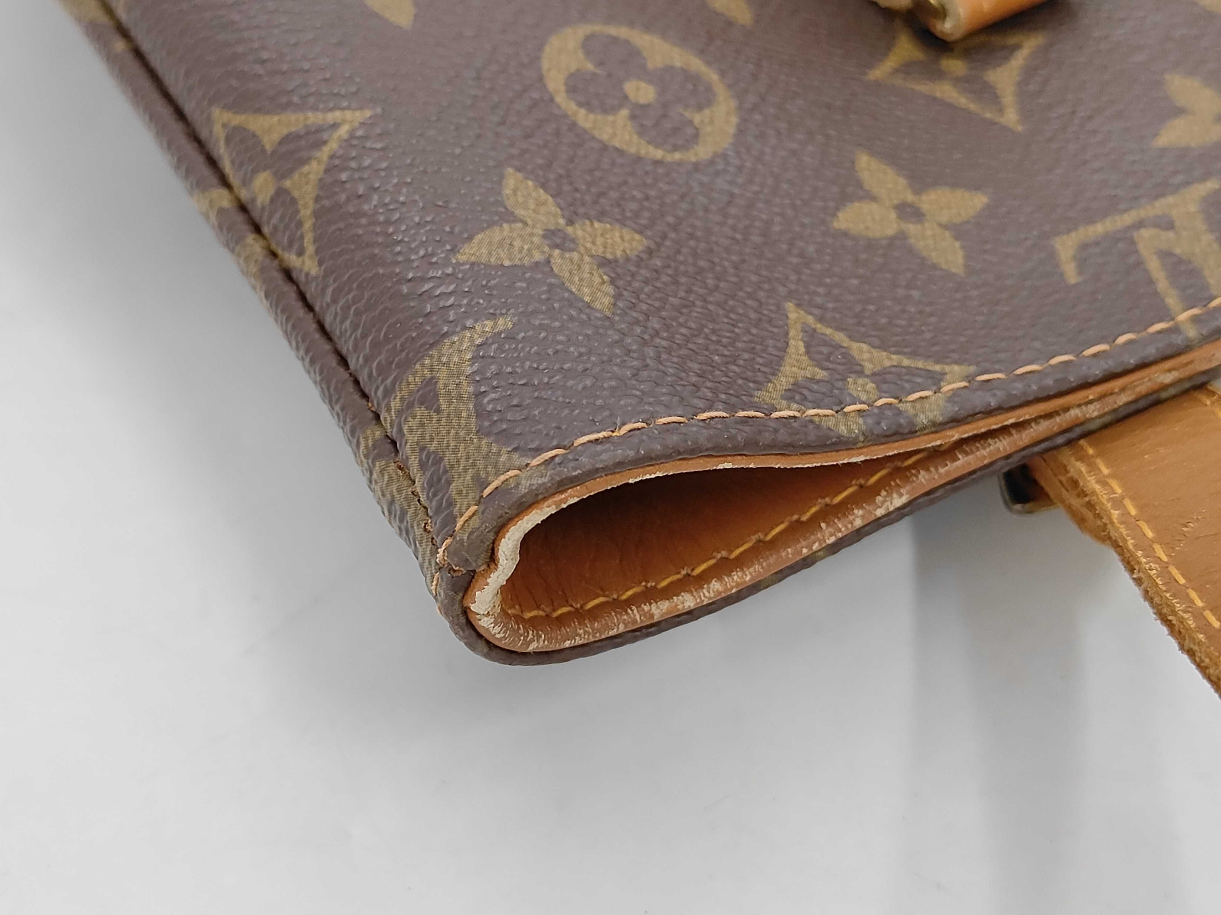 Monogram Bucket GM USA Limited Edition Shoulder Bag — view 10