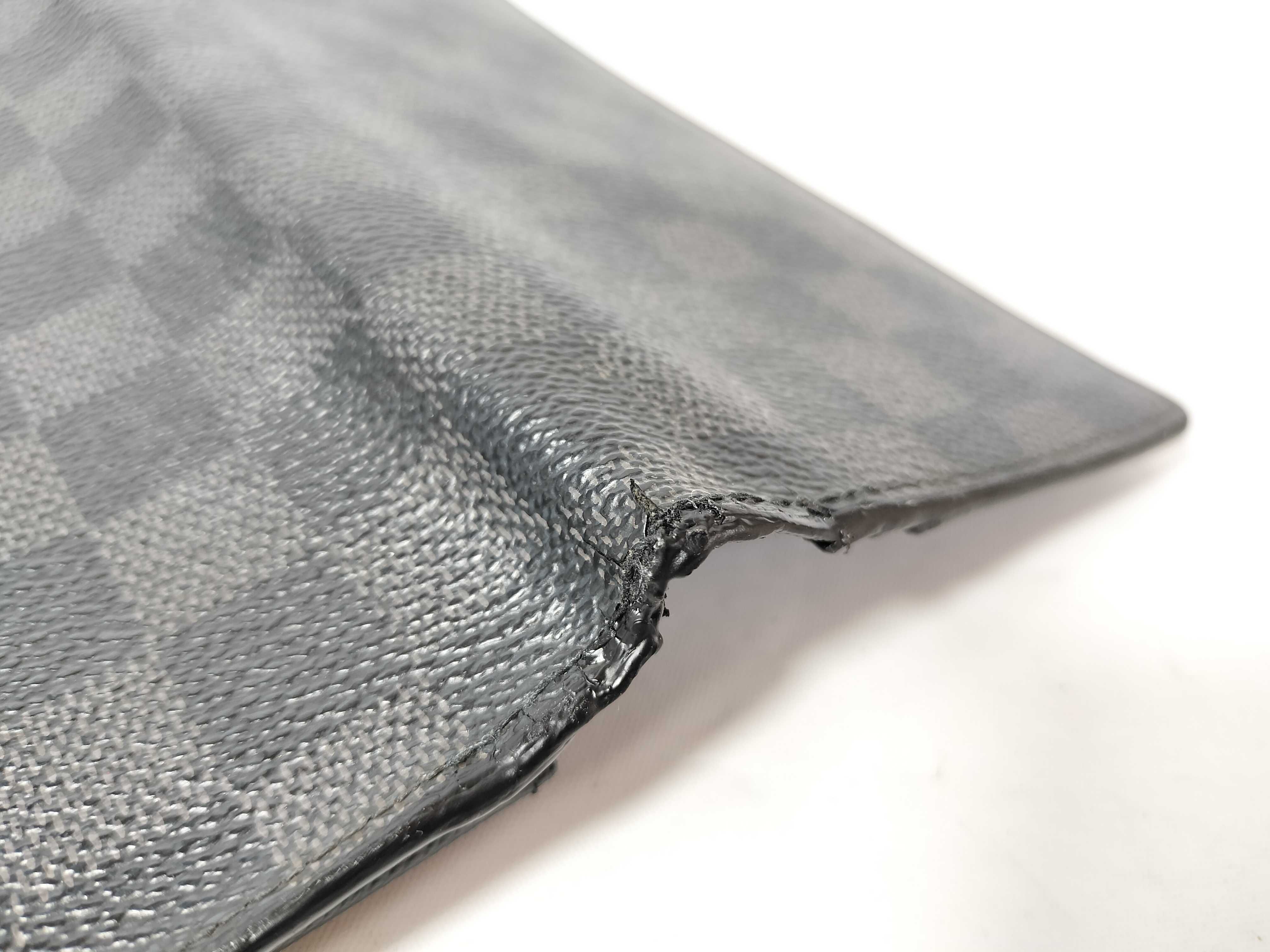 Damier Graphite Portefeuille Brazza Wallet — view 6