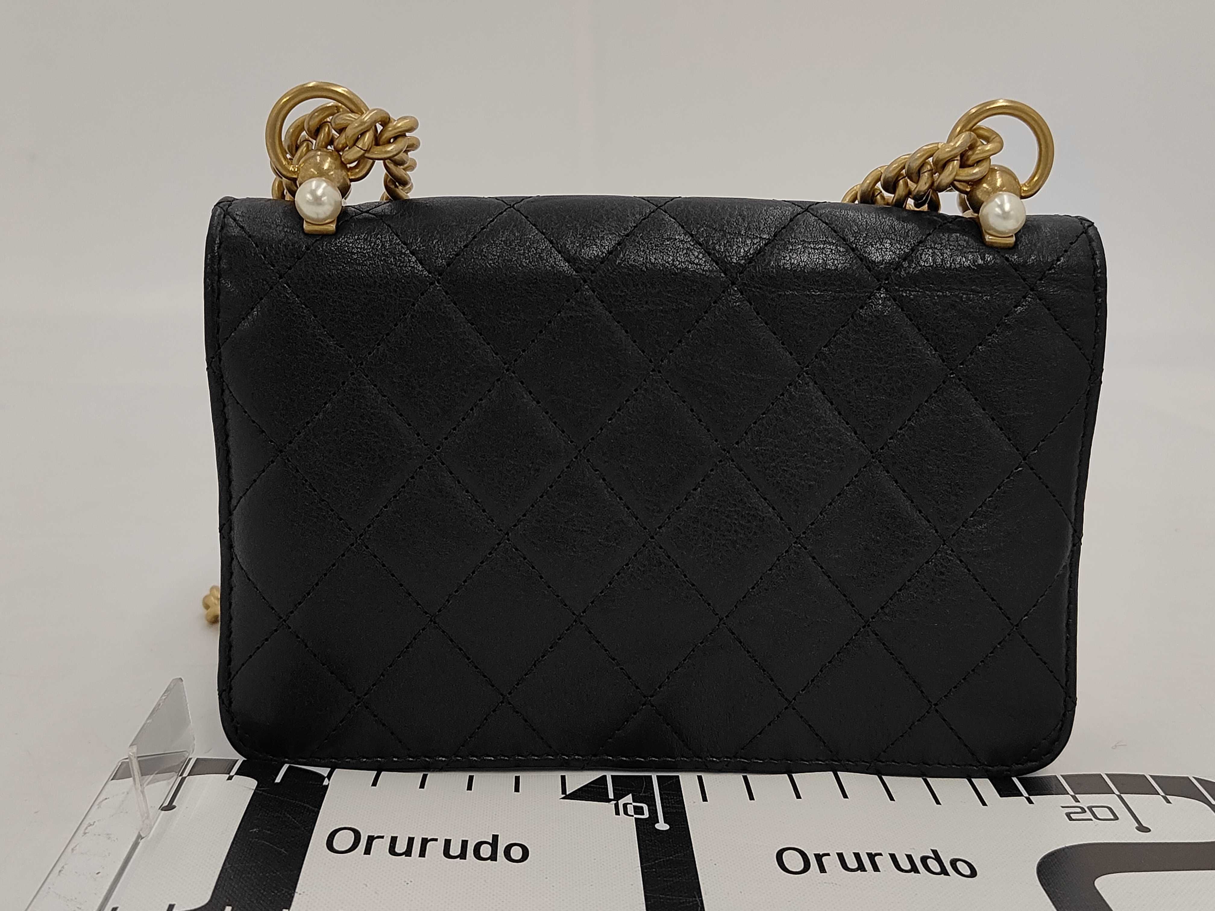 Matelassé Chain Wallet WOC Black Lambskin Coco Ball Gold Hardware Shoulder Bag — view 2