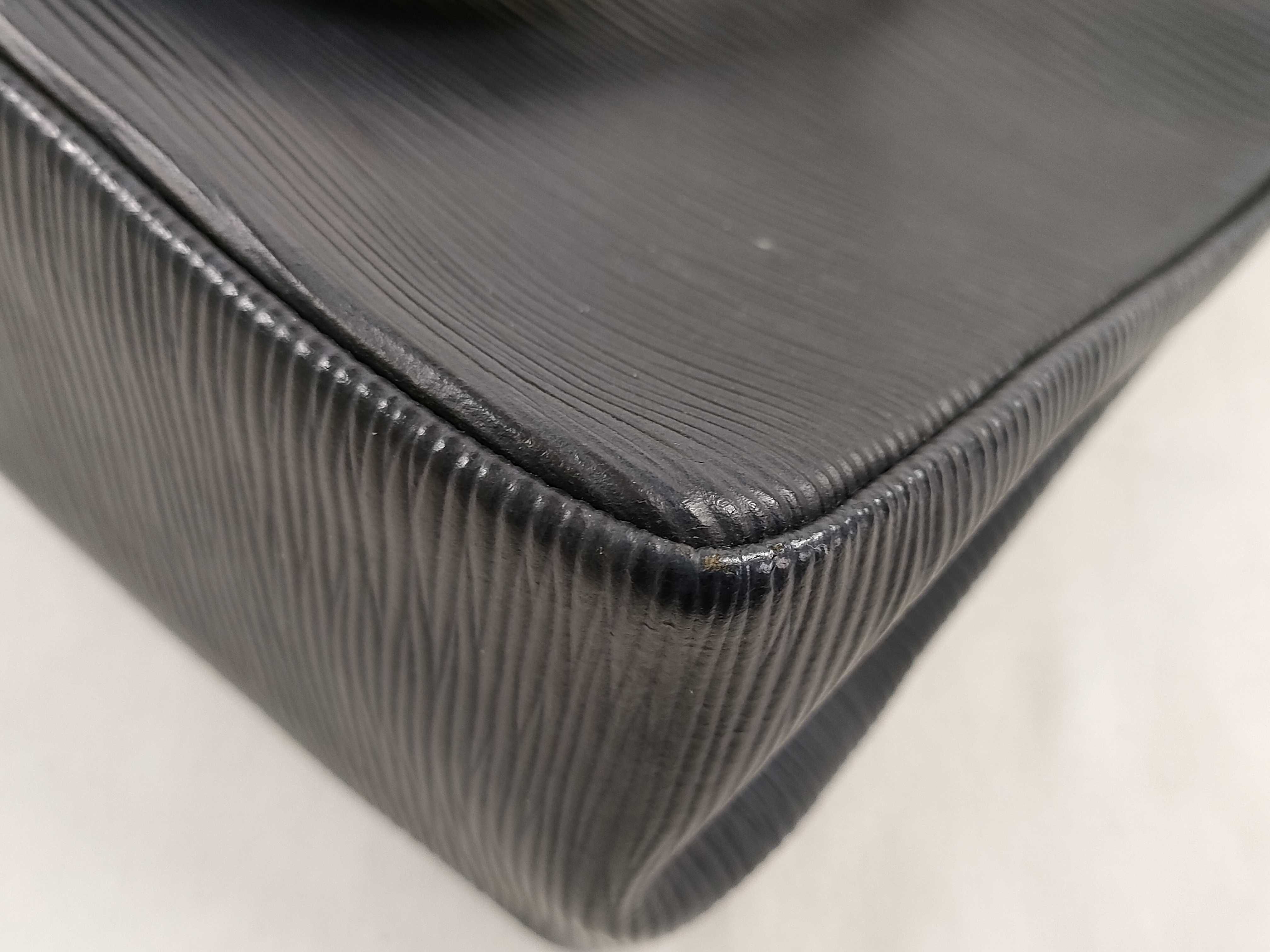 Handbag / Leather Handbag — view 6