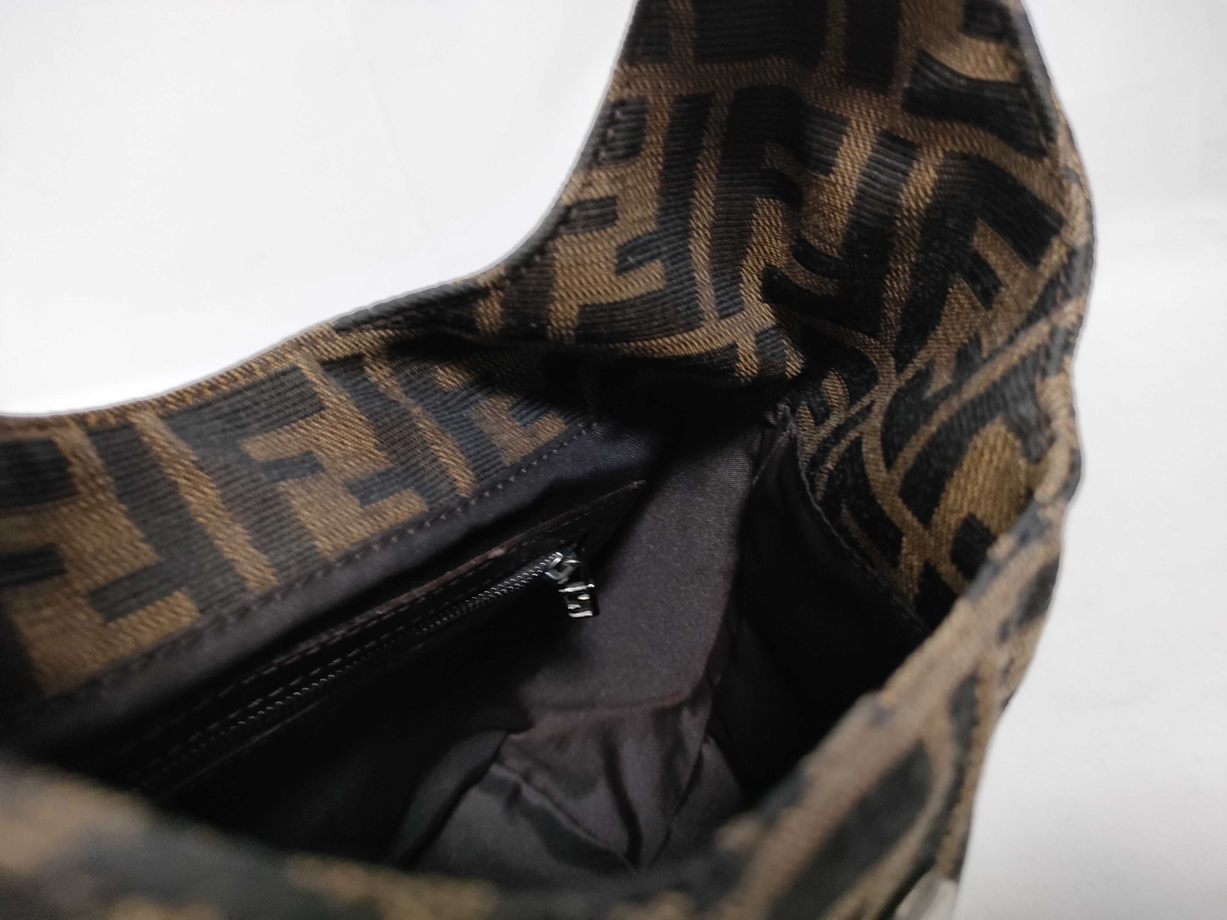 Mamma Bucket Zucca Shoulder Bag — view 13