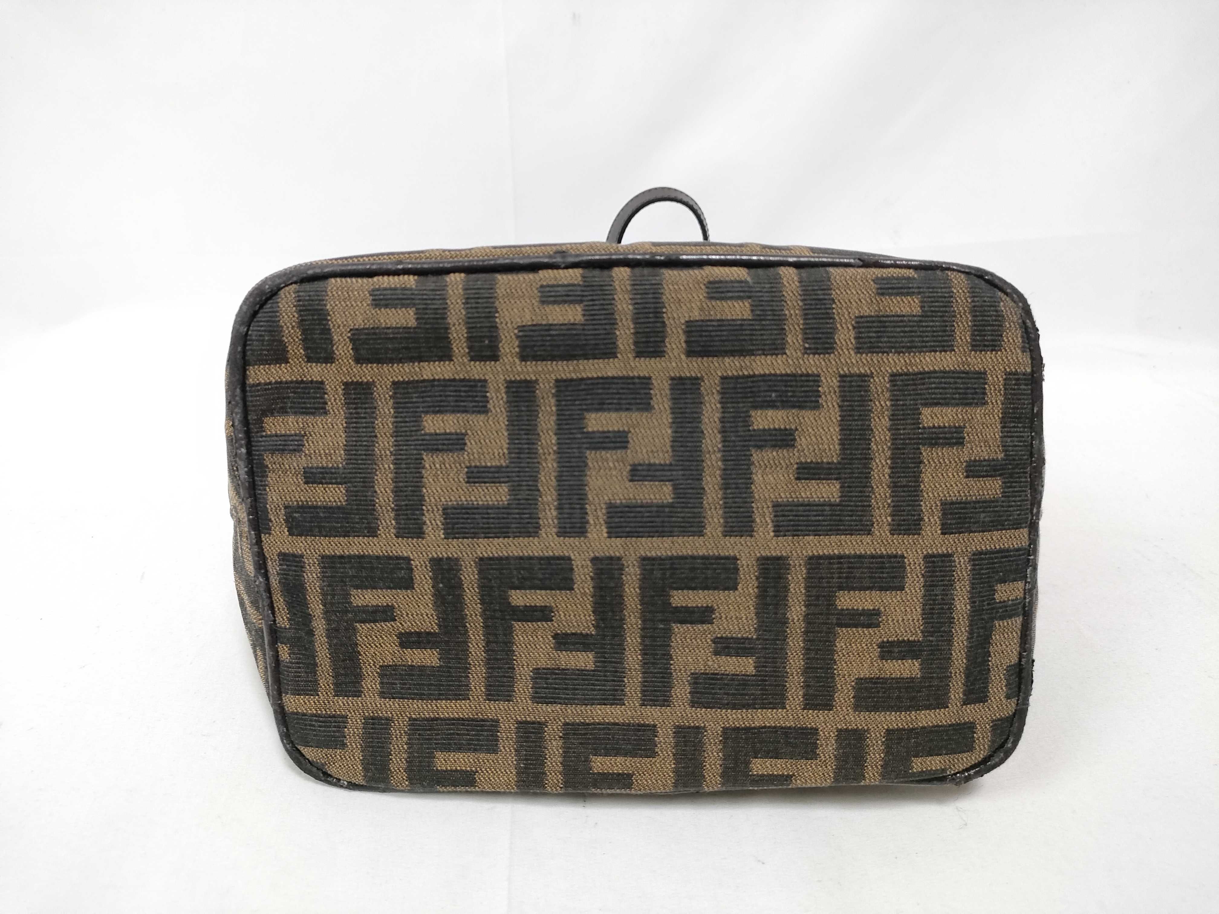 Mamma Bucket Zucca Shoulder Bag — view 3
