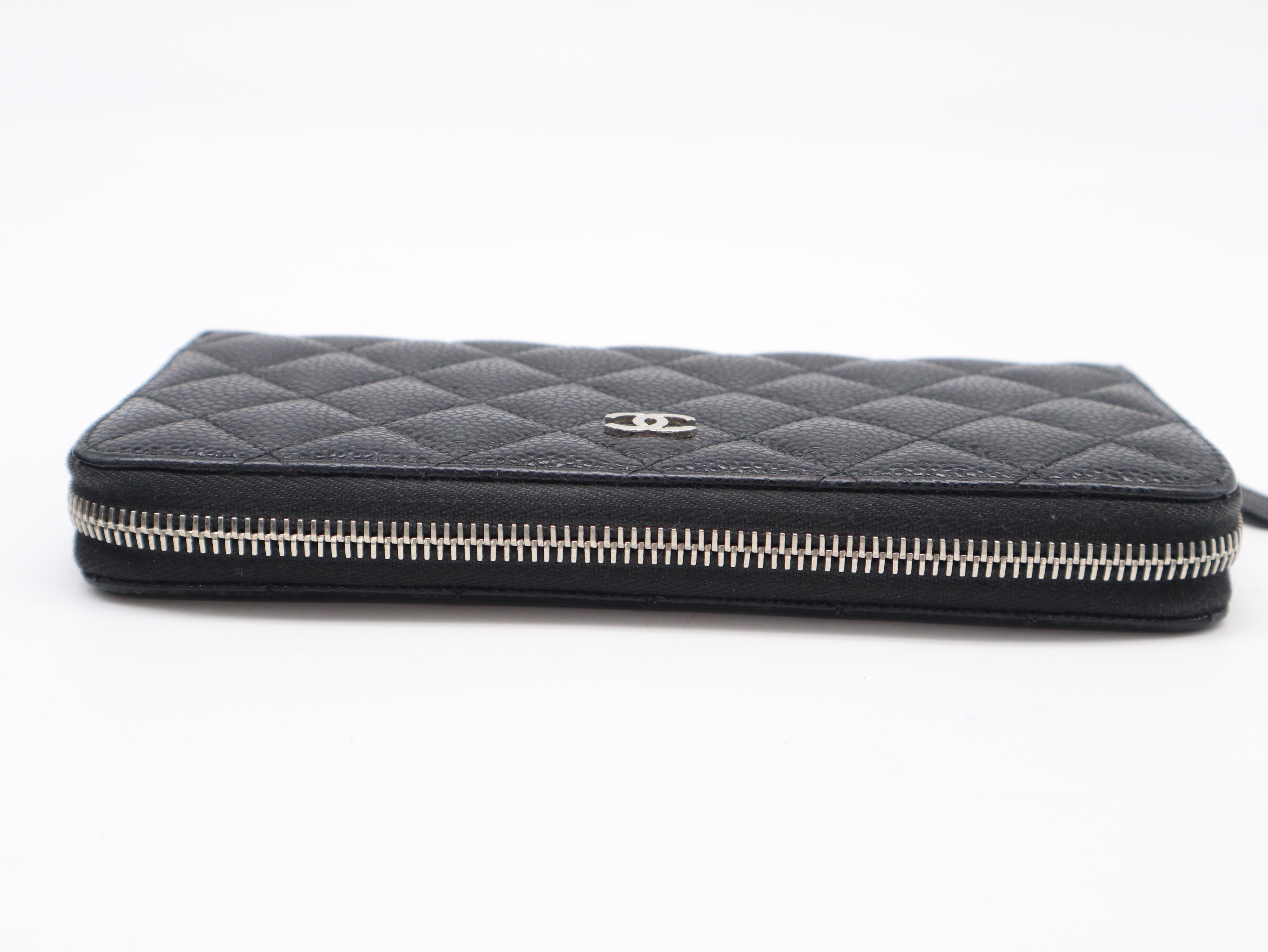 Caviar Skin Matelasse Round Zipper Black Seal Card 22606092 Guarantee, Box, Storage Bag Included Wallet — view 3