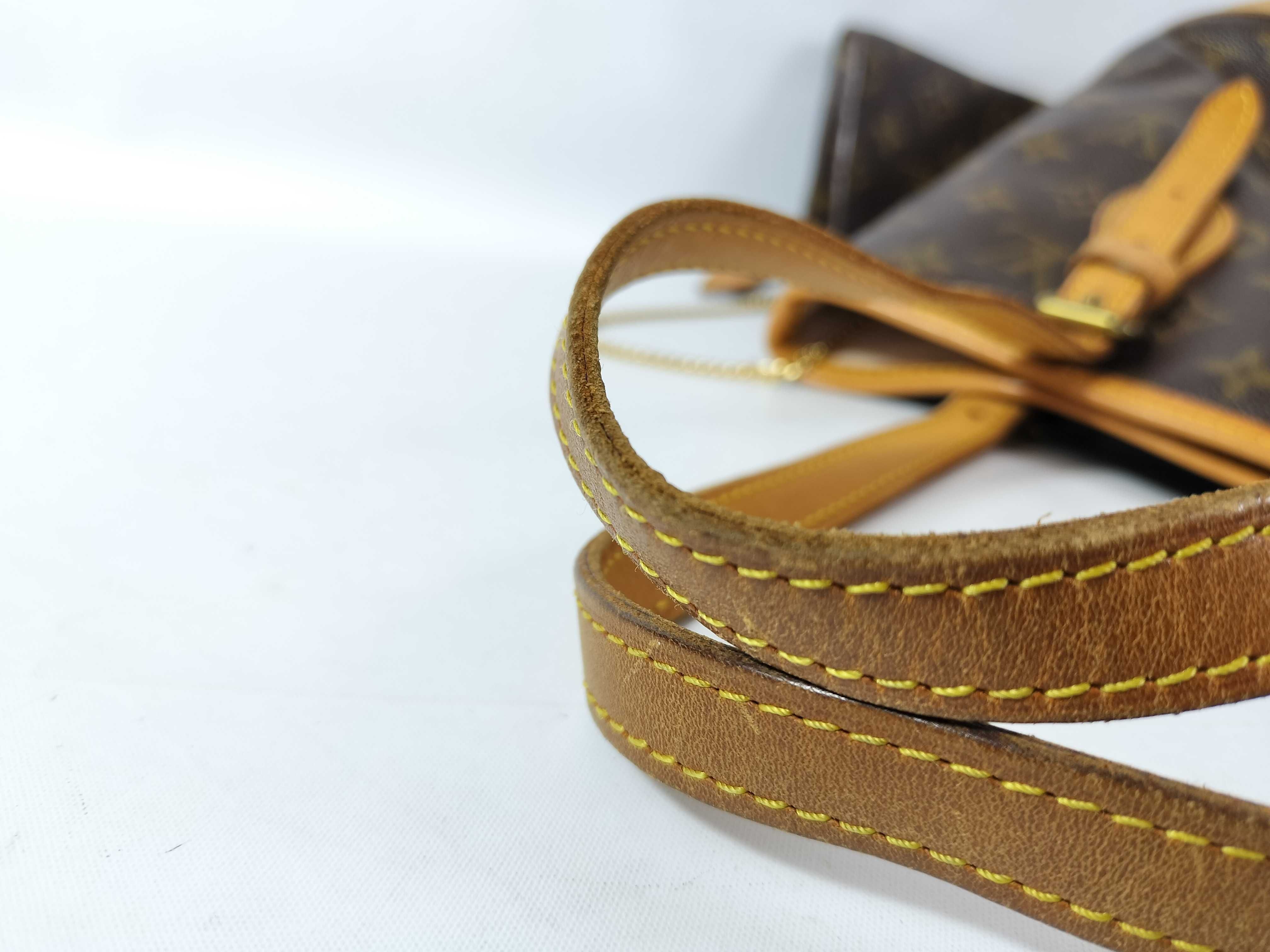 Monogram Louis Vuitton Bucket PM with Pouch FL0041 Handbag — view 5