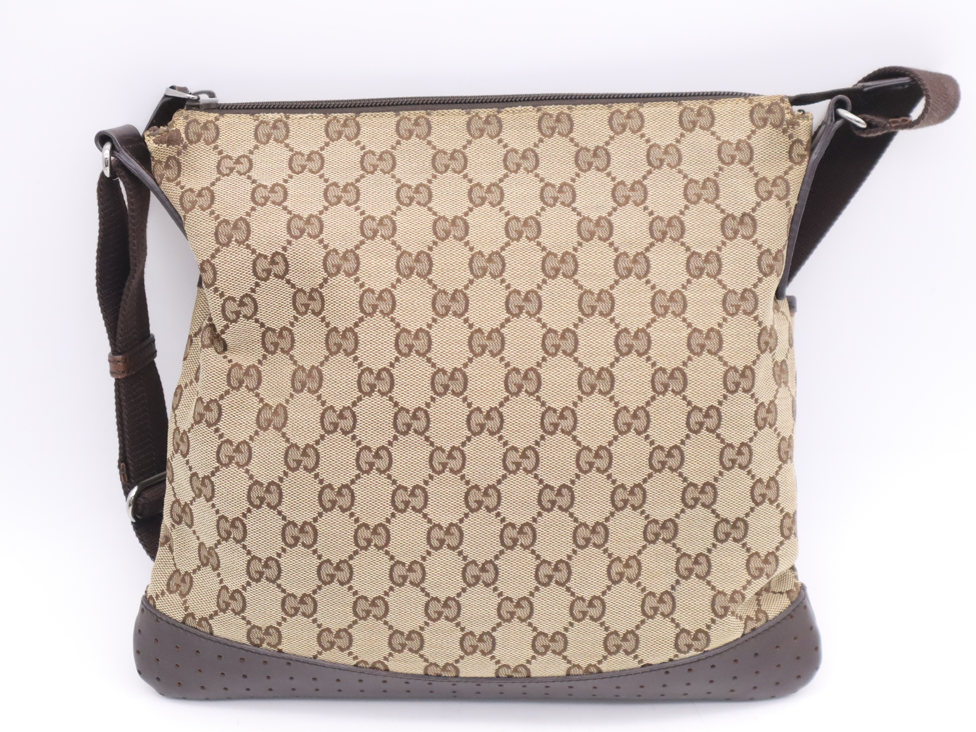 145857 Canvas GG Canvas Shoulder Bag Beige Silver Hardware Shoulder Bag — view 2