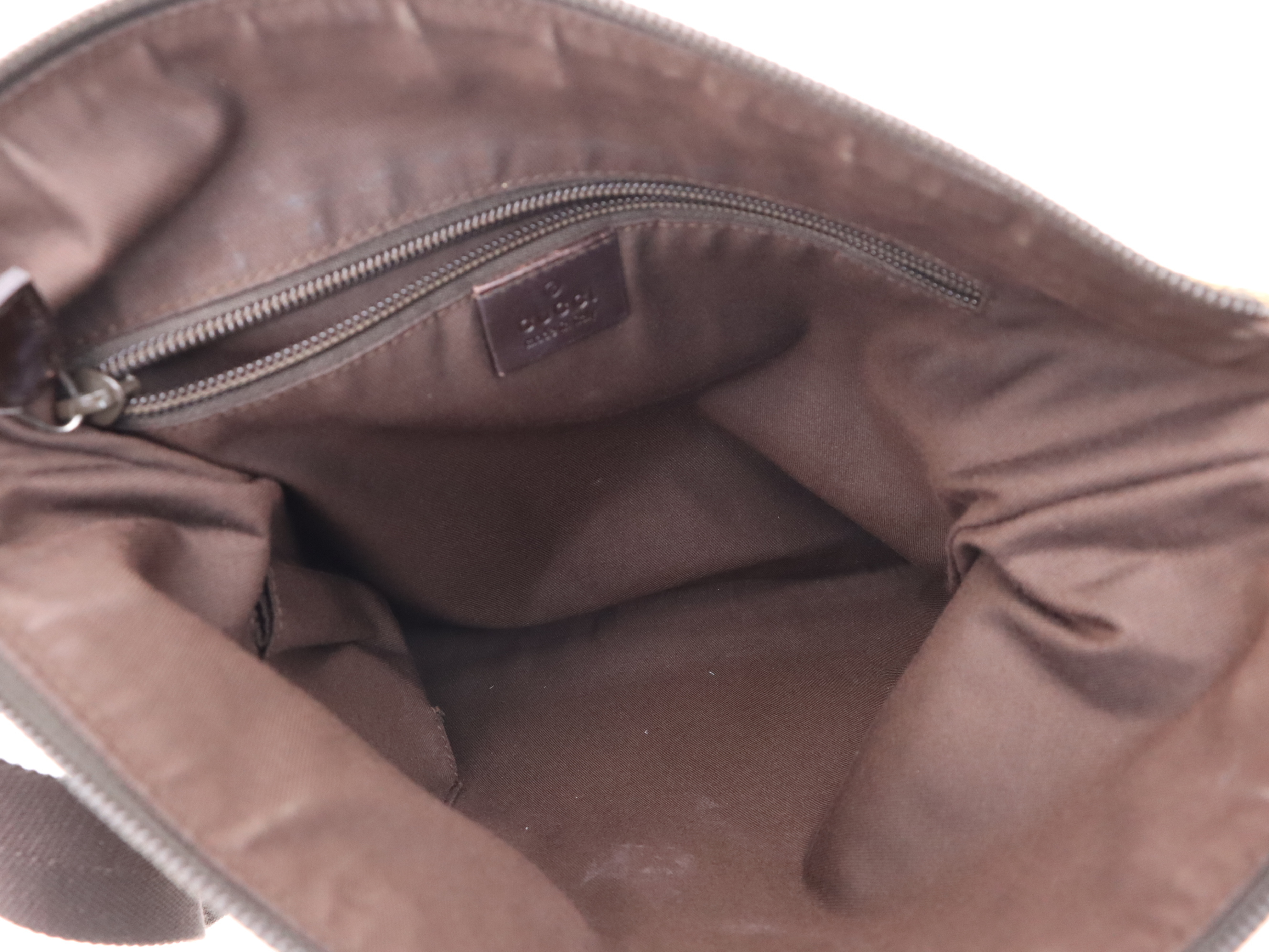 145857 Canvas GG Canvas Shoulder Bag Beige Silver Hardware Shoulder Bag — view 10
