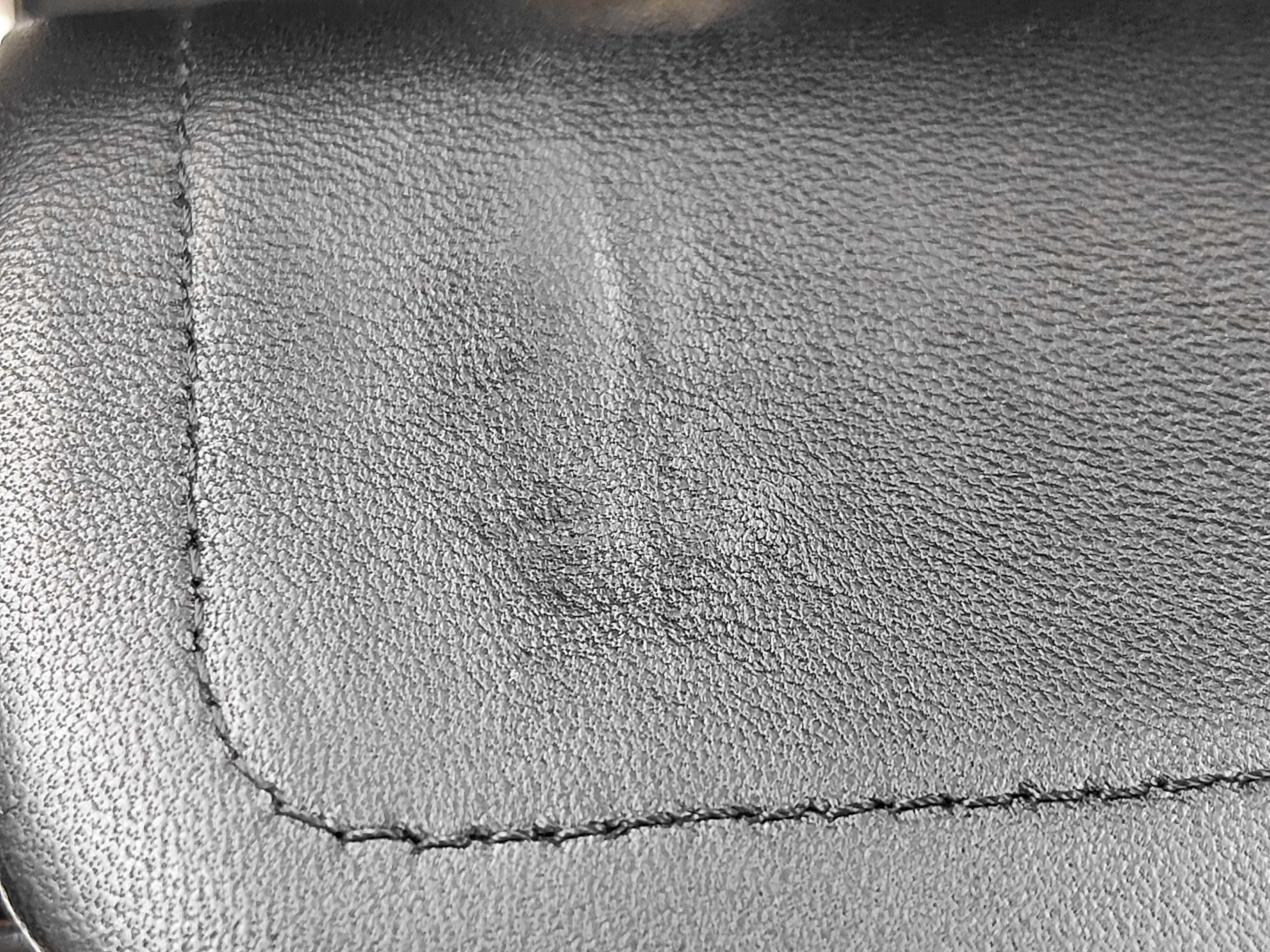 Matelassé Chain Shoulder Bag, Black, Serial Number 19 (Shoulder Bag) — view 13
