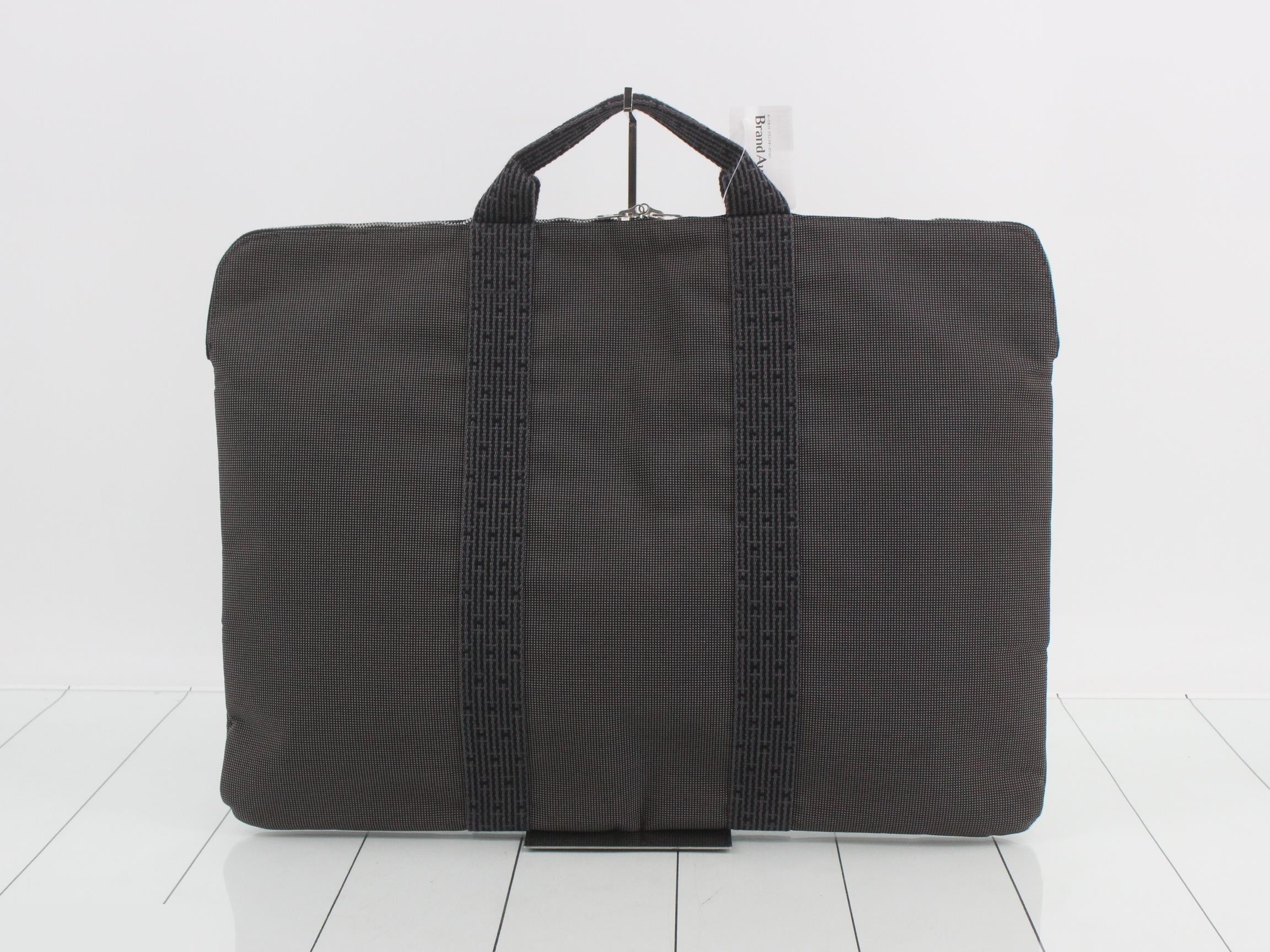 Airline Document Case, Gray, Silver Hardware, 54 x 40 x 2 cm — view 2