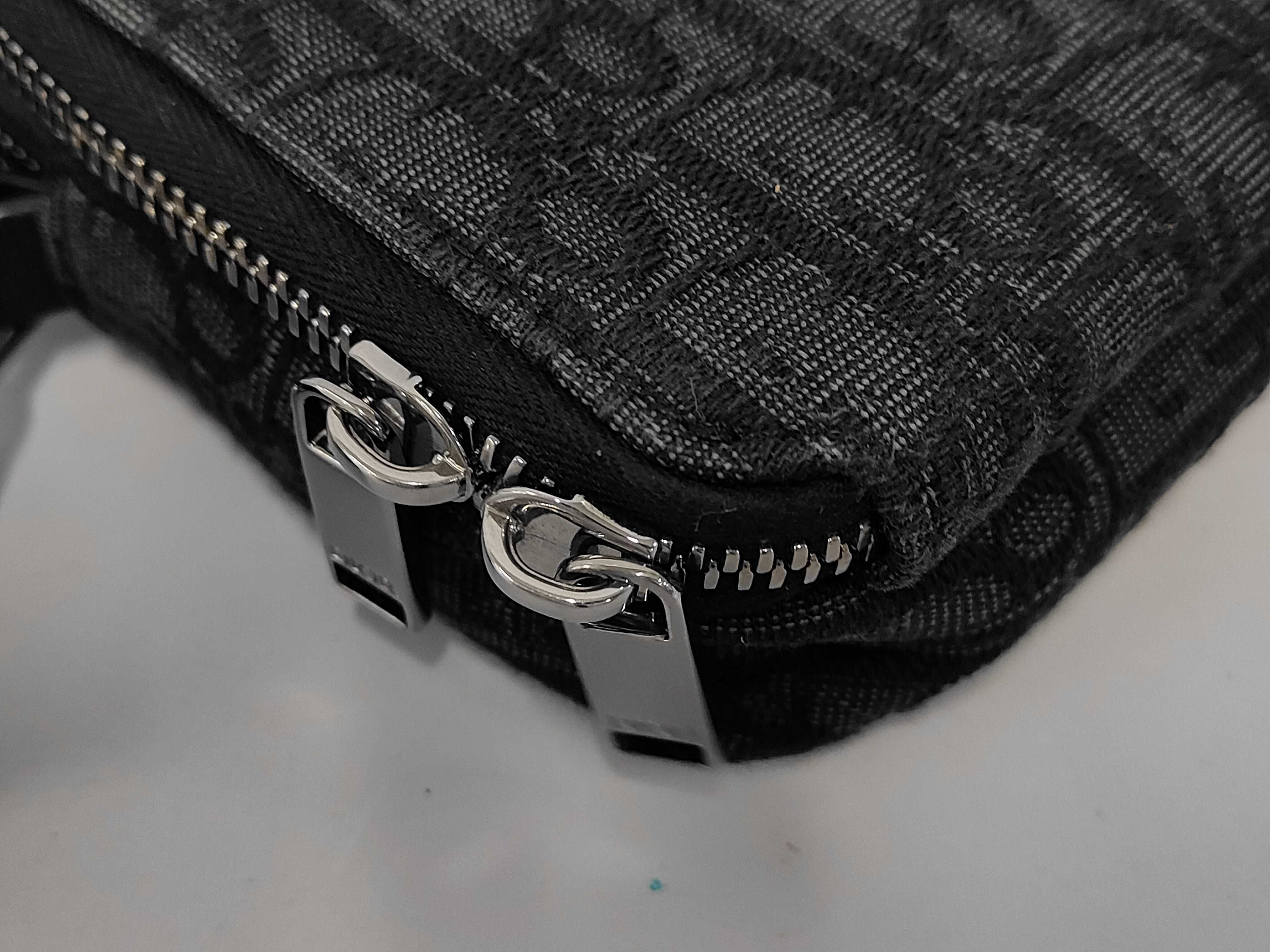 Trotter Shoulder Pouch 2OBBC119YSE_H03E Shoulder Bag (No Box) — view 4