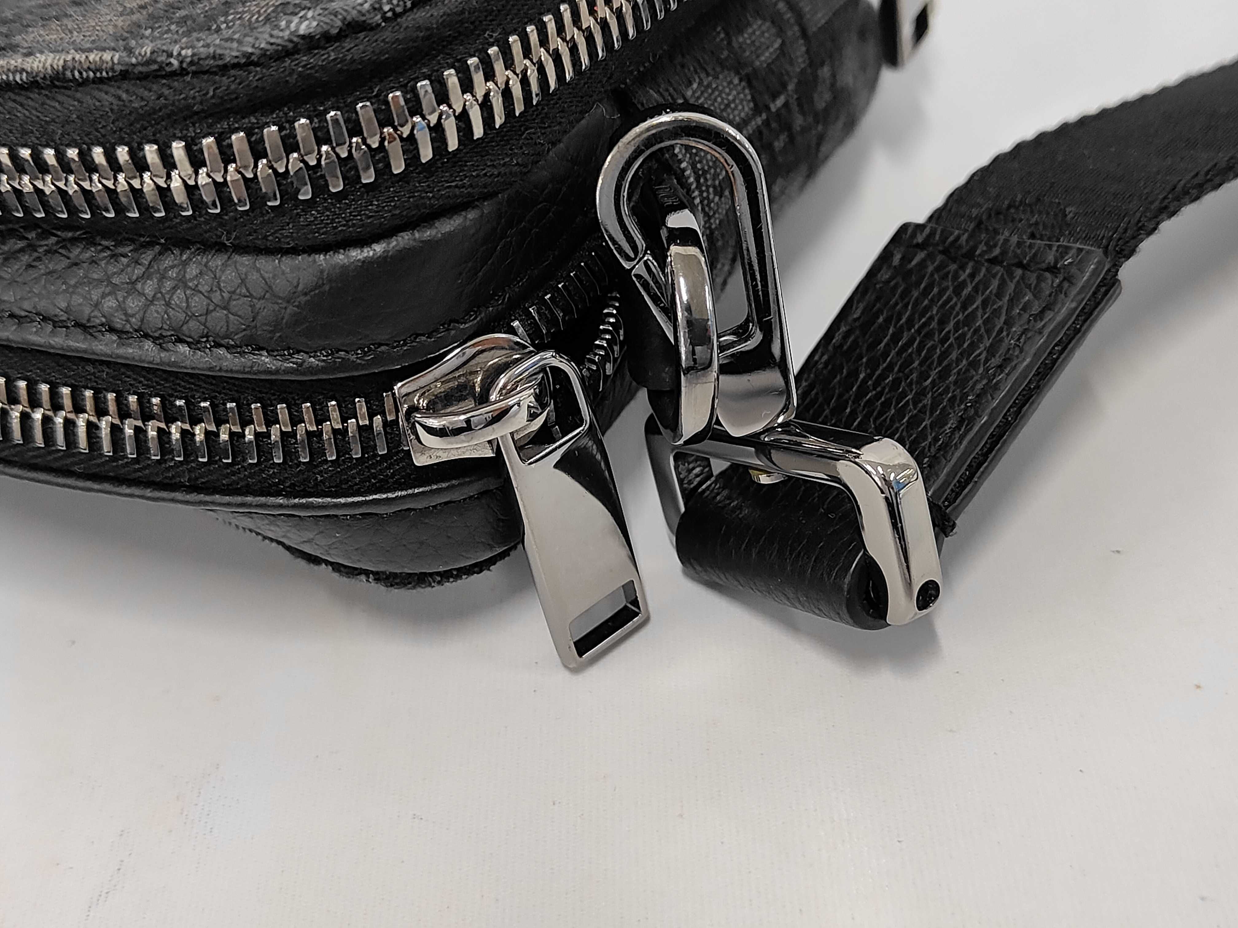 Trotter Shoulder Pouch 2OBBC119YSE_H03E Shoulder Bag (No Box) — view 7