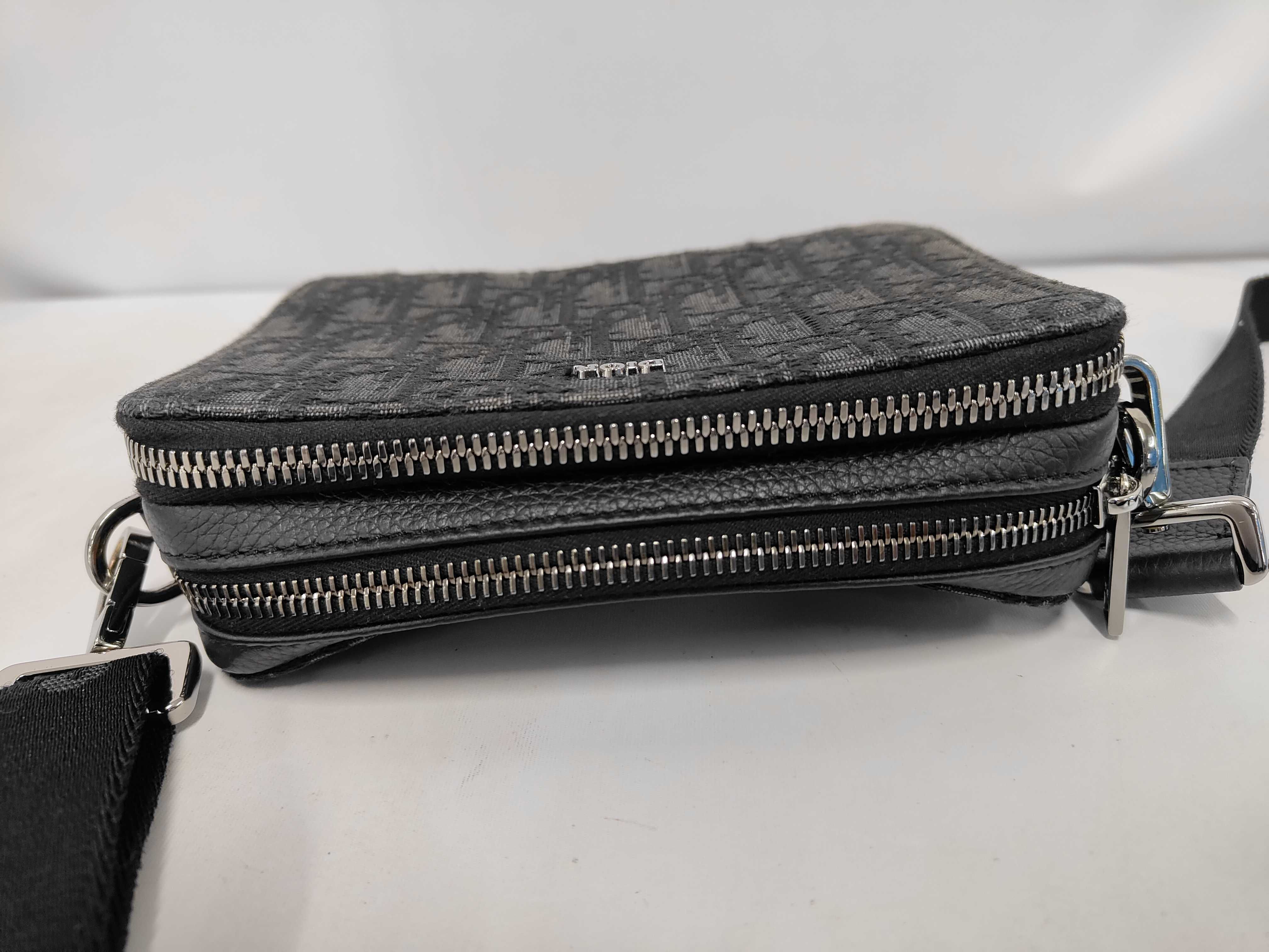 Trotter Shoulder Pouch 2OBBC119YSE_H03E Shoulder Bag (No Box) — view 8