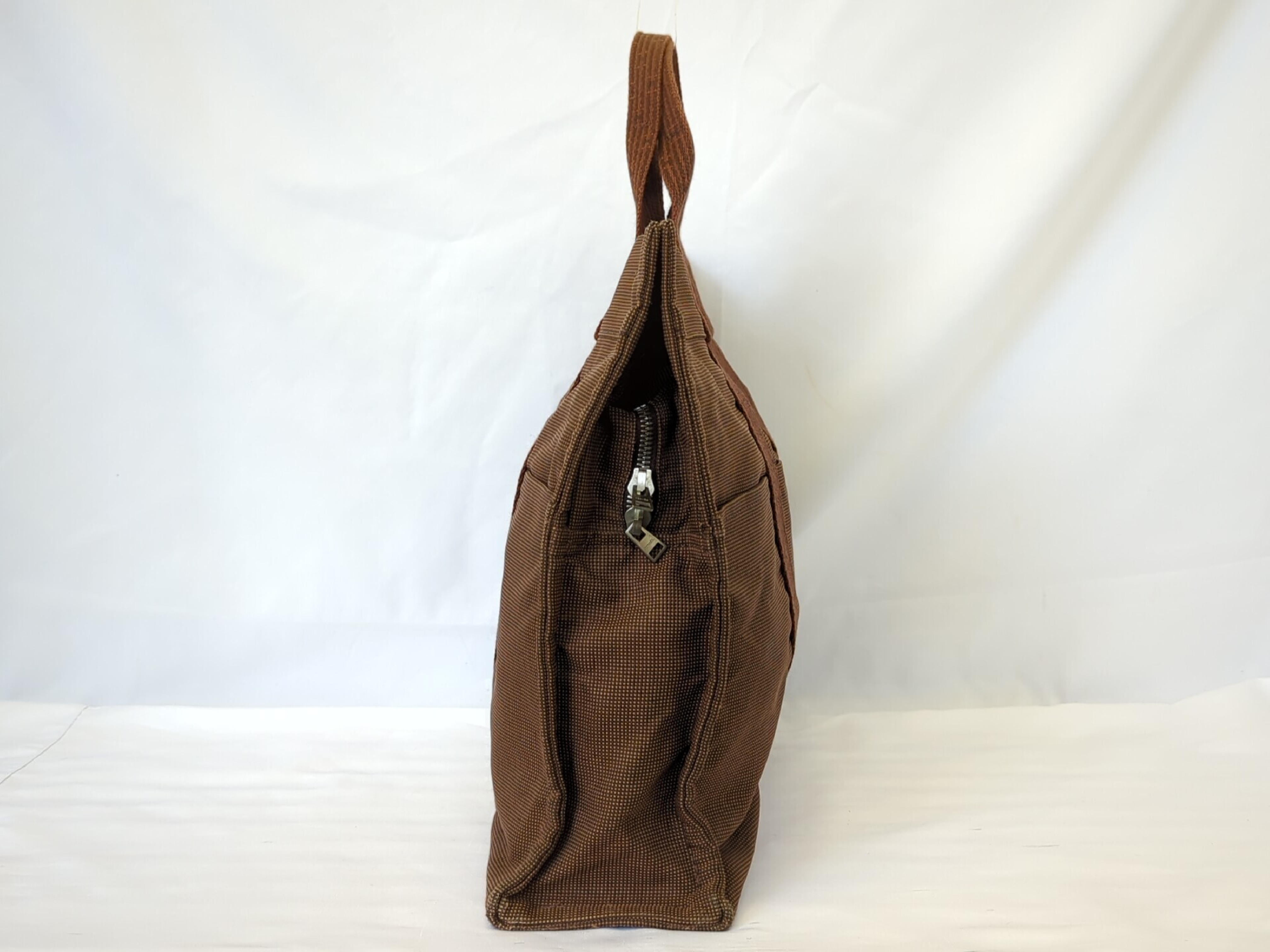 Yale Line MM Handbag — view 7
