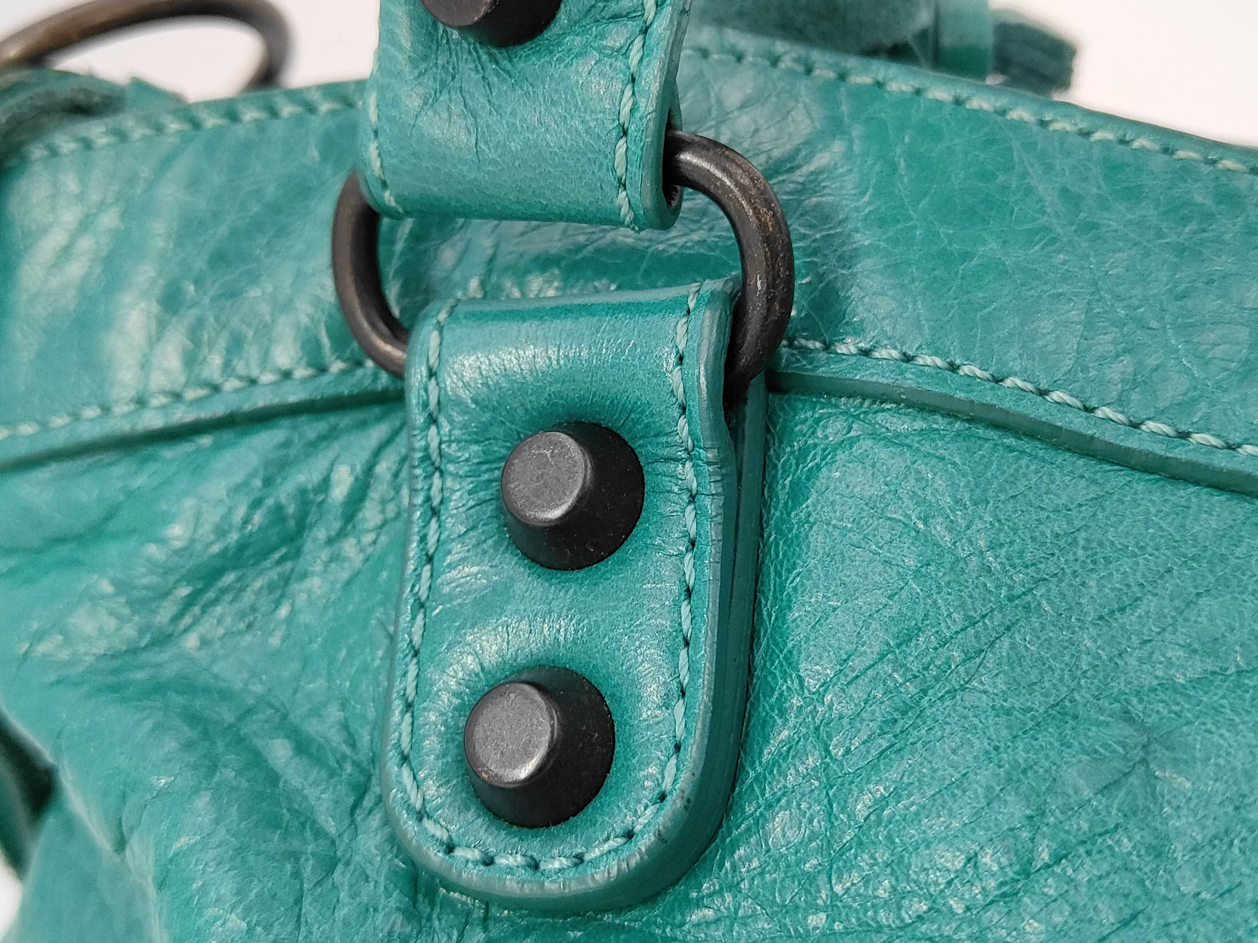 handbag — view 3