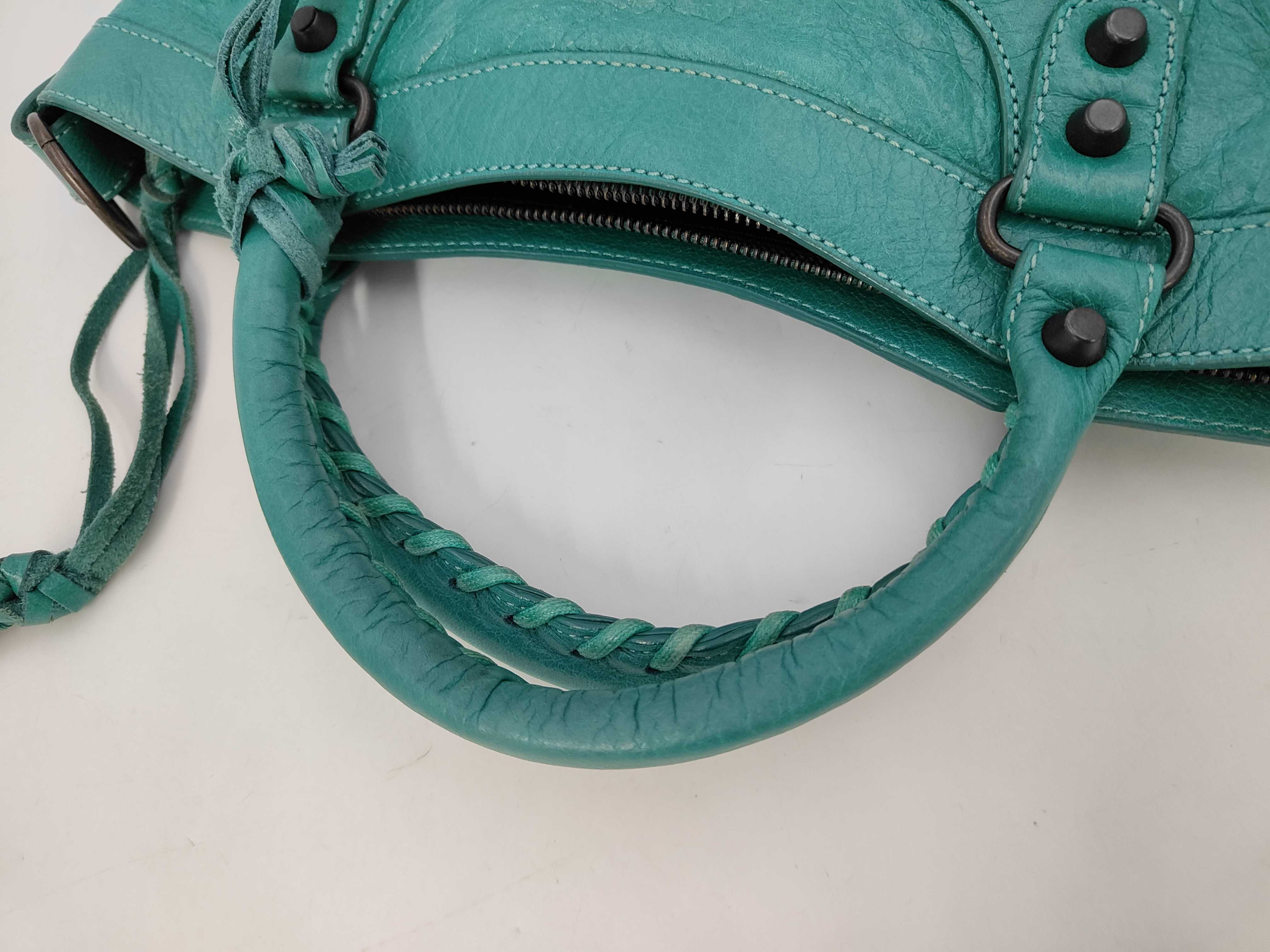 handbag — view 4