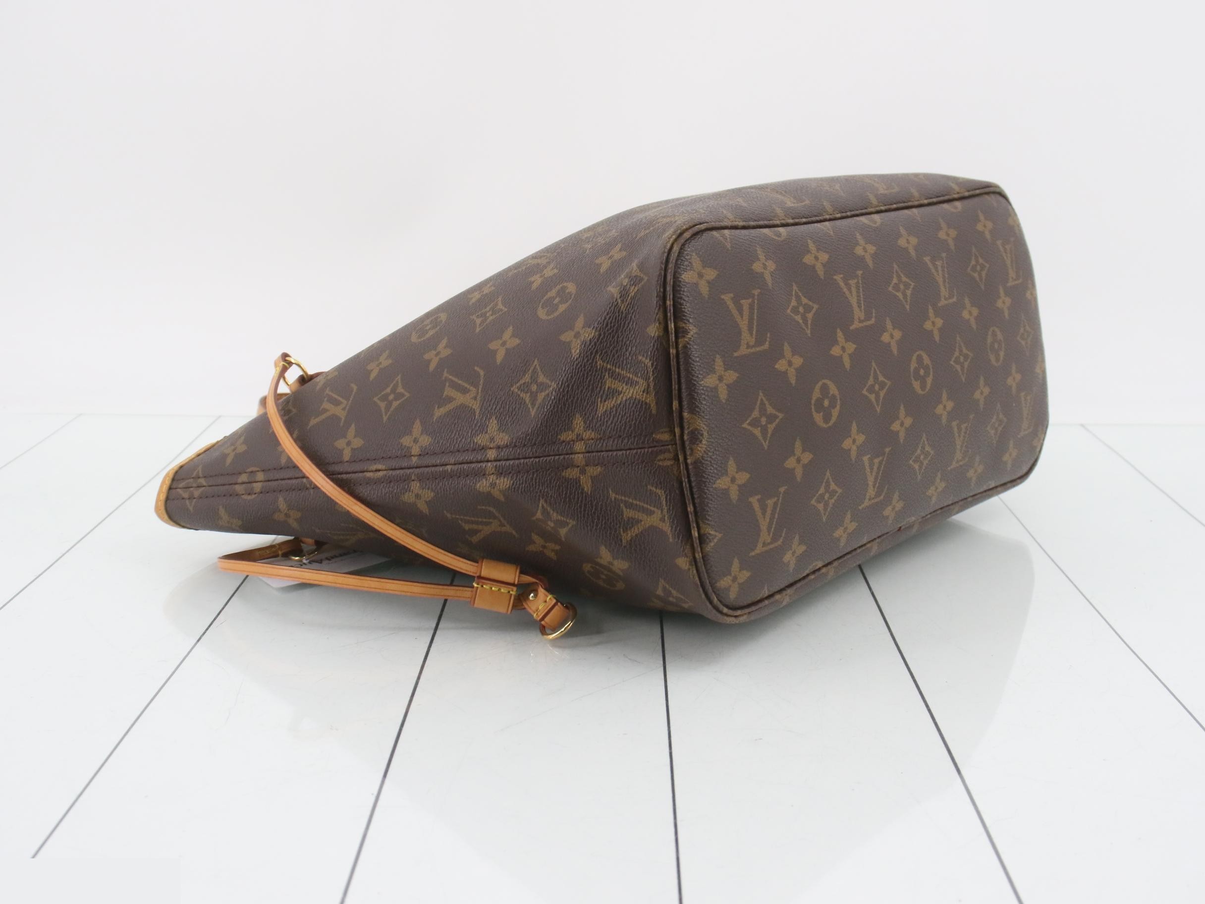 Monogram Neverfull MM Cerise Tote Bag with Pouch — view 5