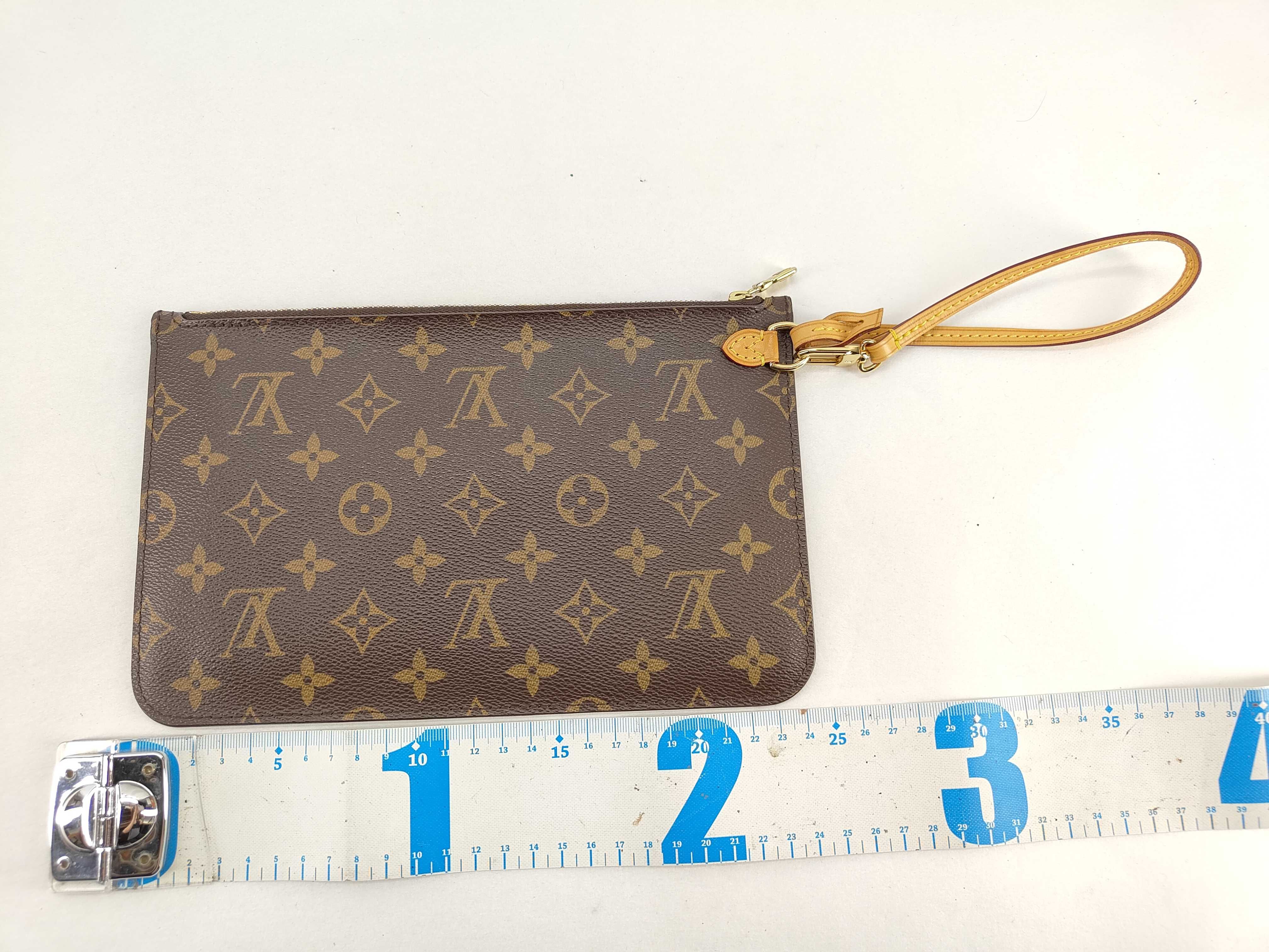 Monogram Neverfull with attached pouch — view 2