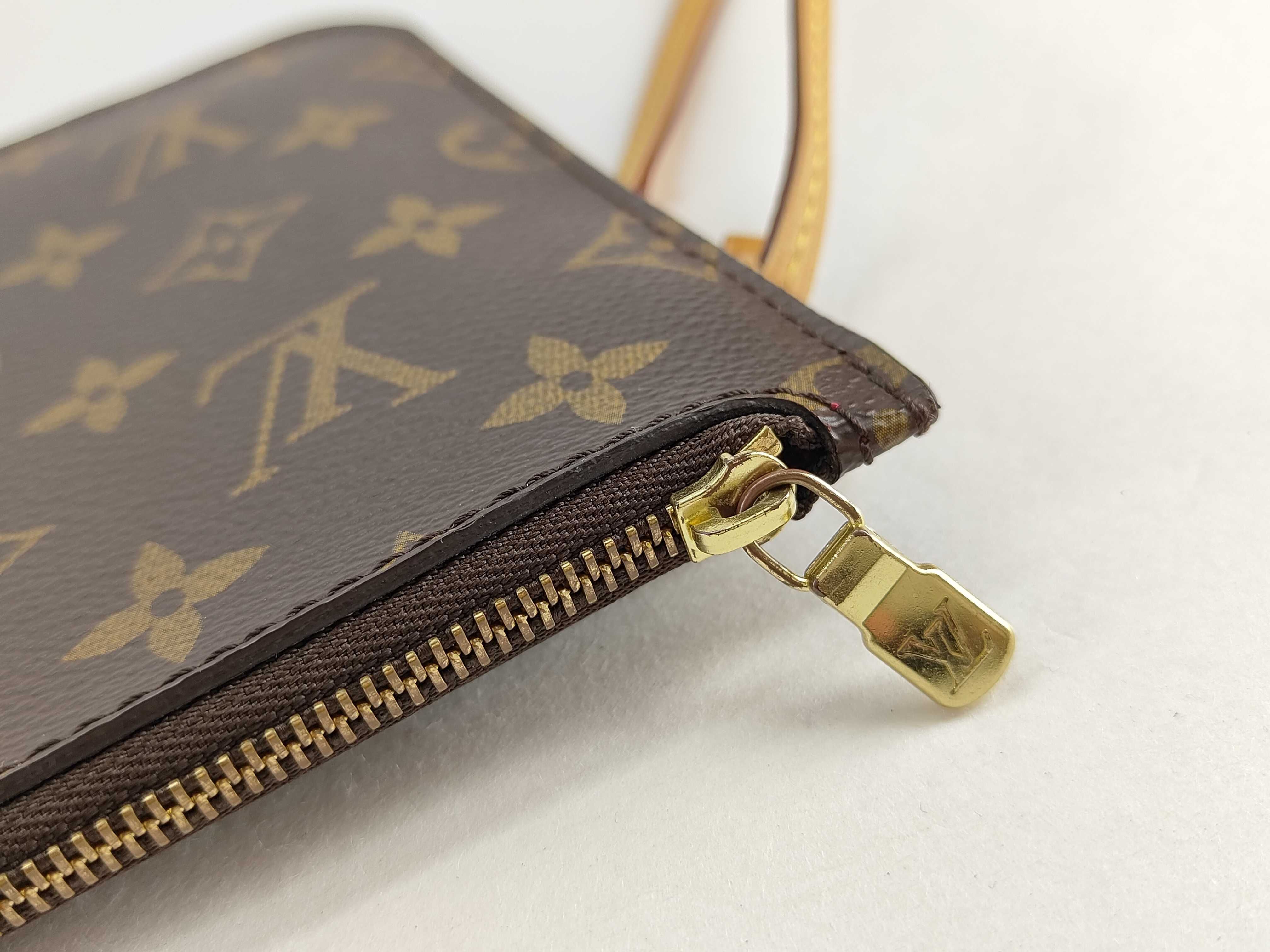 Monogram Neverfull with attached pouch — view 9