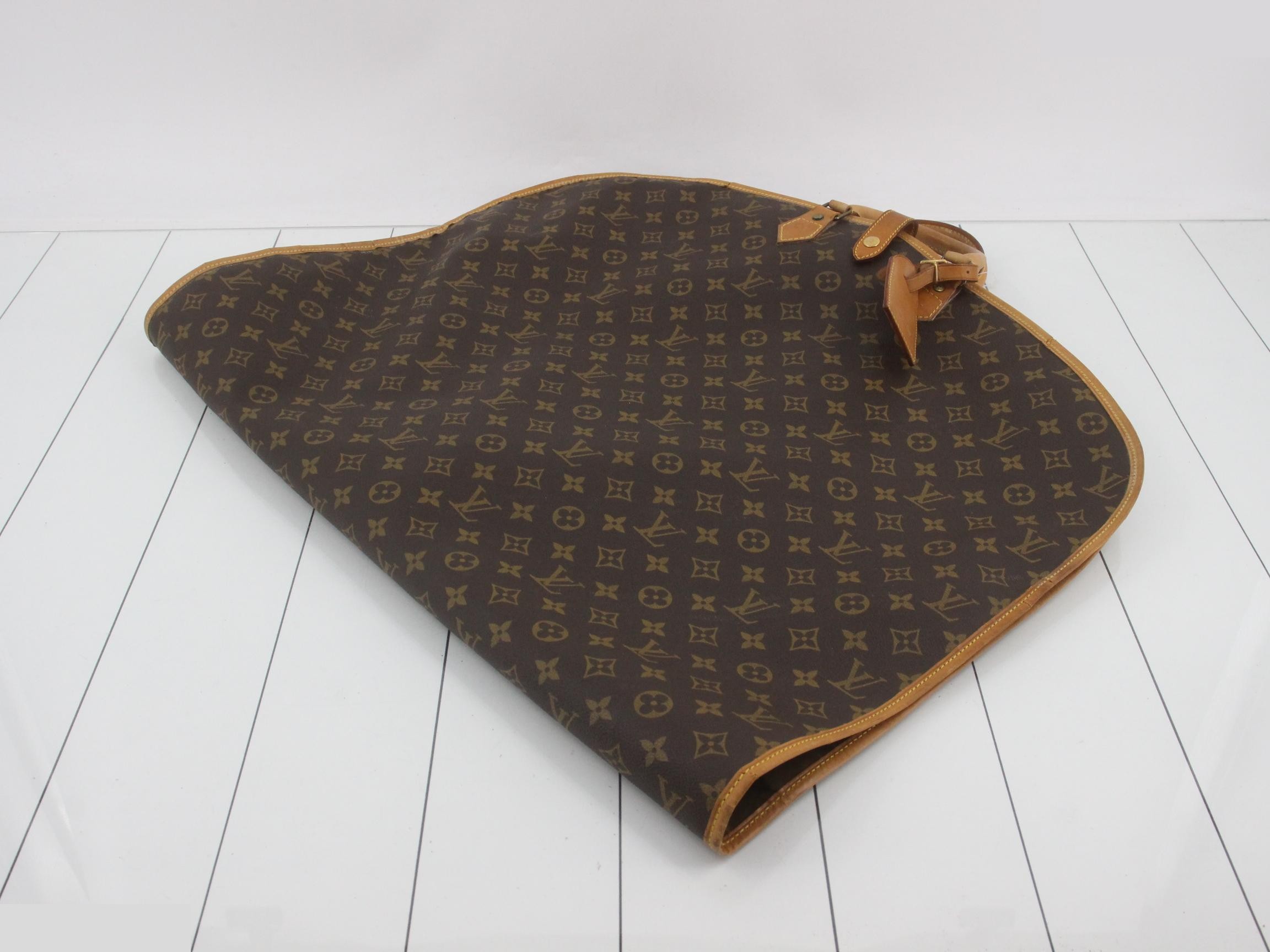Monogram Us Porte Habit M23434 Leather Garment — view 2