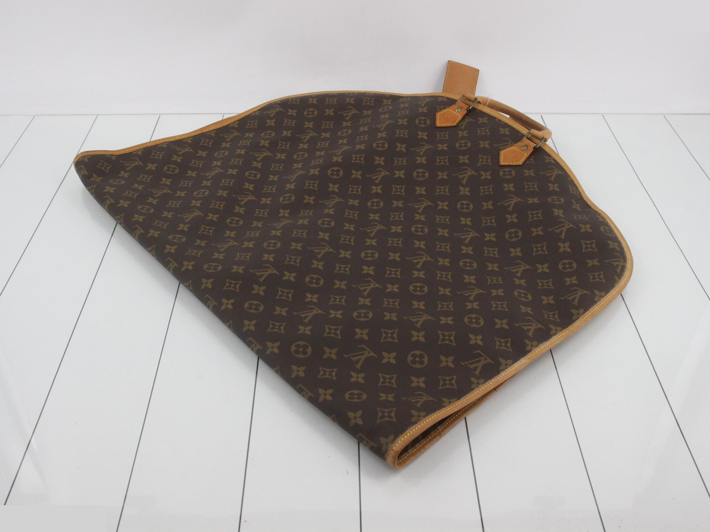 Monogram Us Porte Habit M23434 Leather Garment — view 3