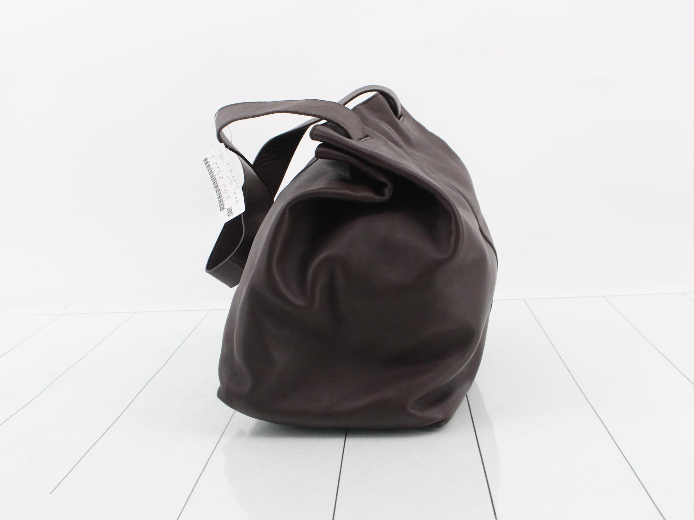 calf leather shoulder bag, wood, dark brown — view 3