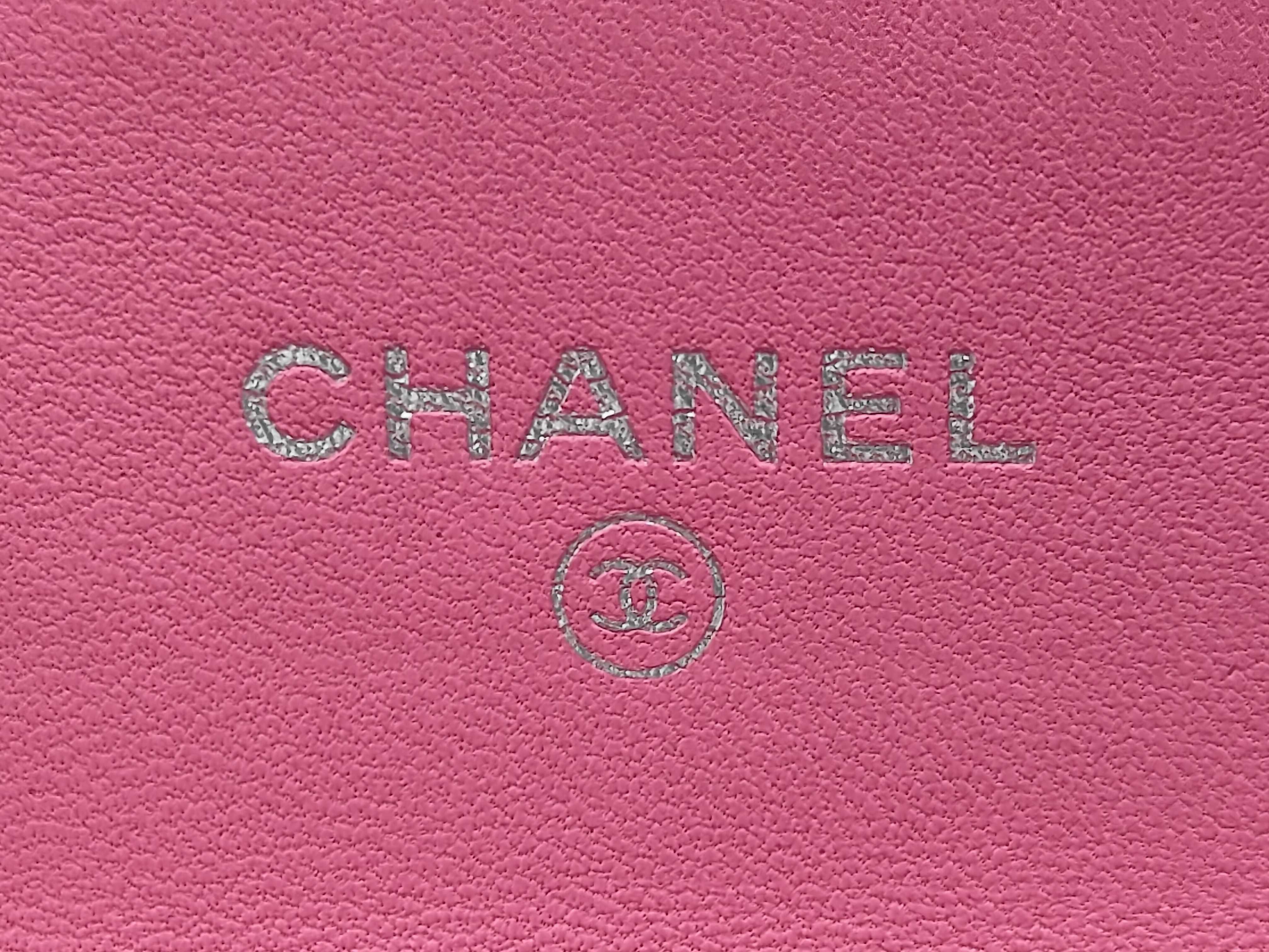 Pink Lambskin Matelassé Coin Case (Serial Number 27, A31504) — view 5