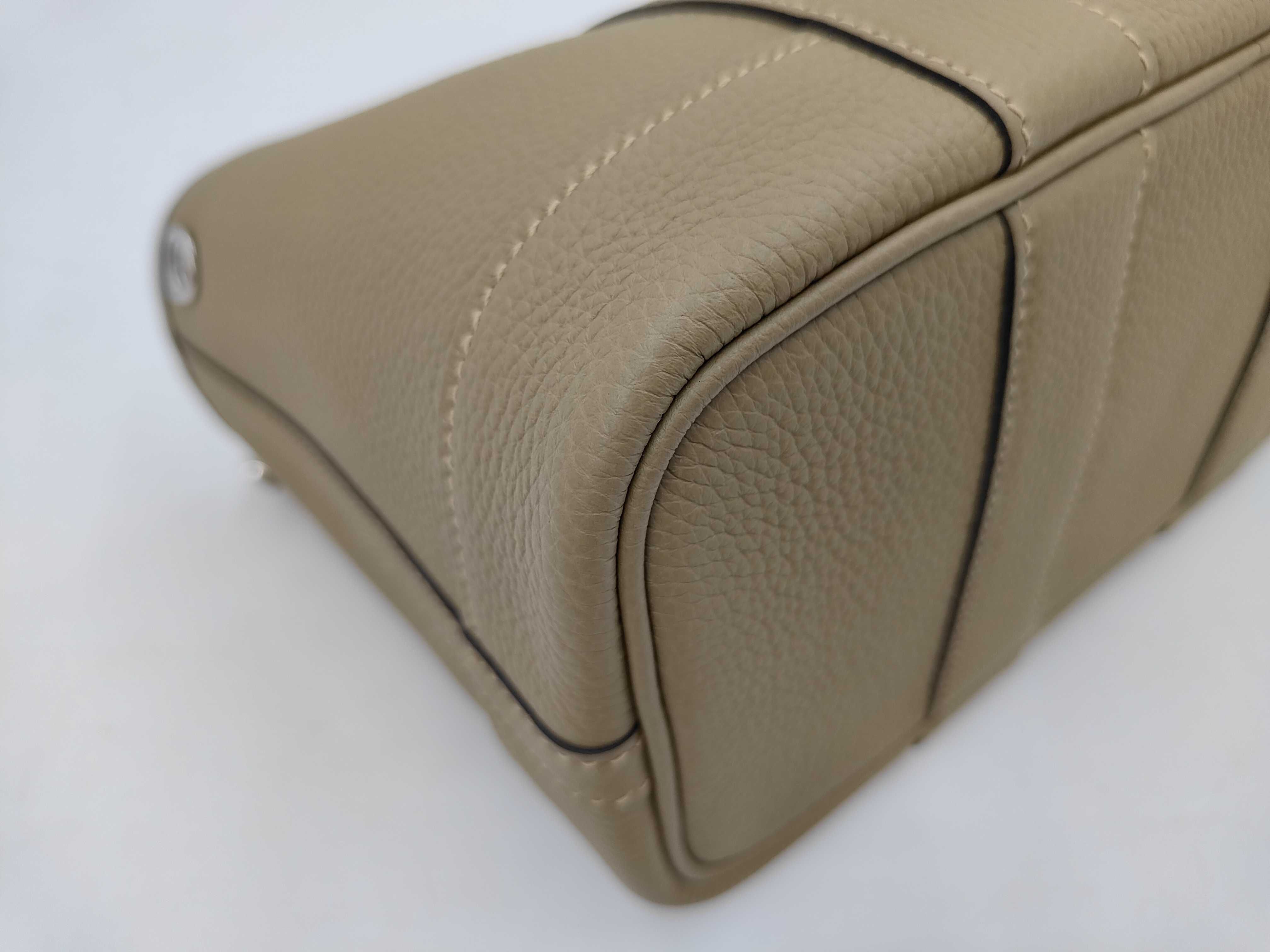 Garden Party Neo Dune Togo Silver Hardware G Stamp Handbag — view 4