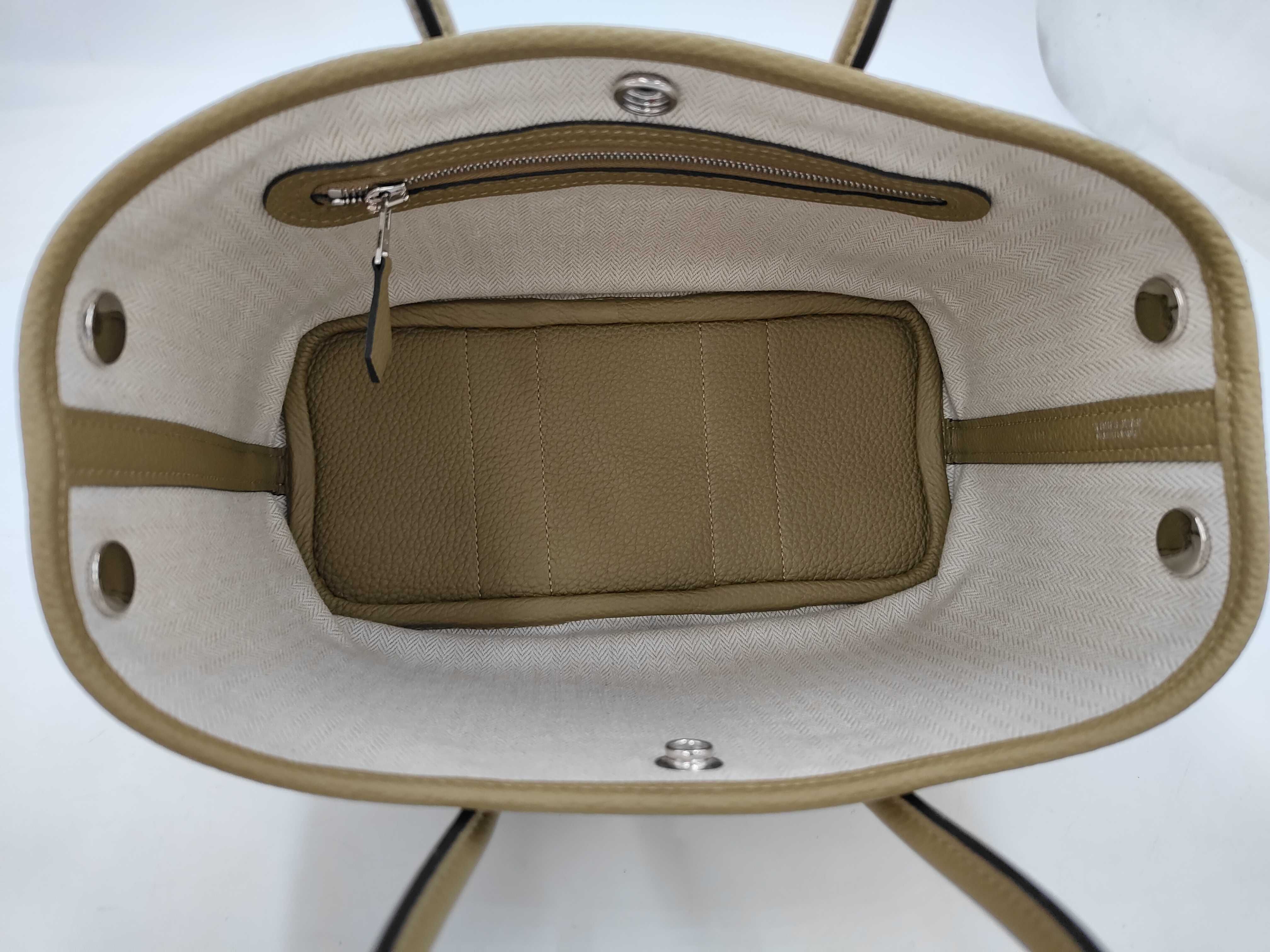 Garden Party Neo Dune Togo Silver Hardware G Stamp Handbag — view 7