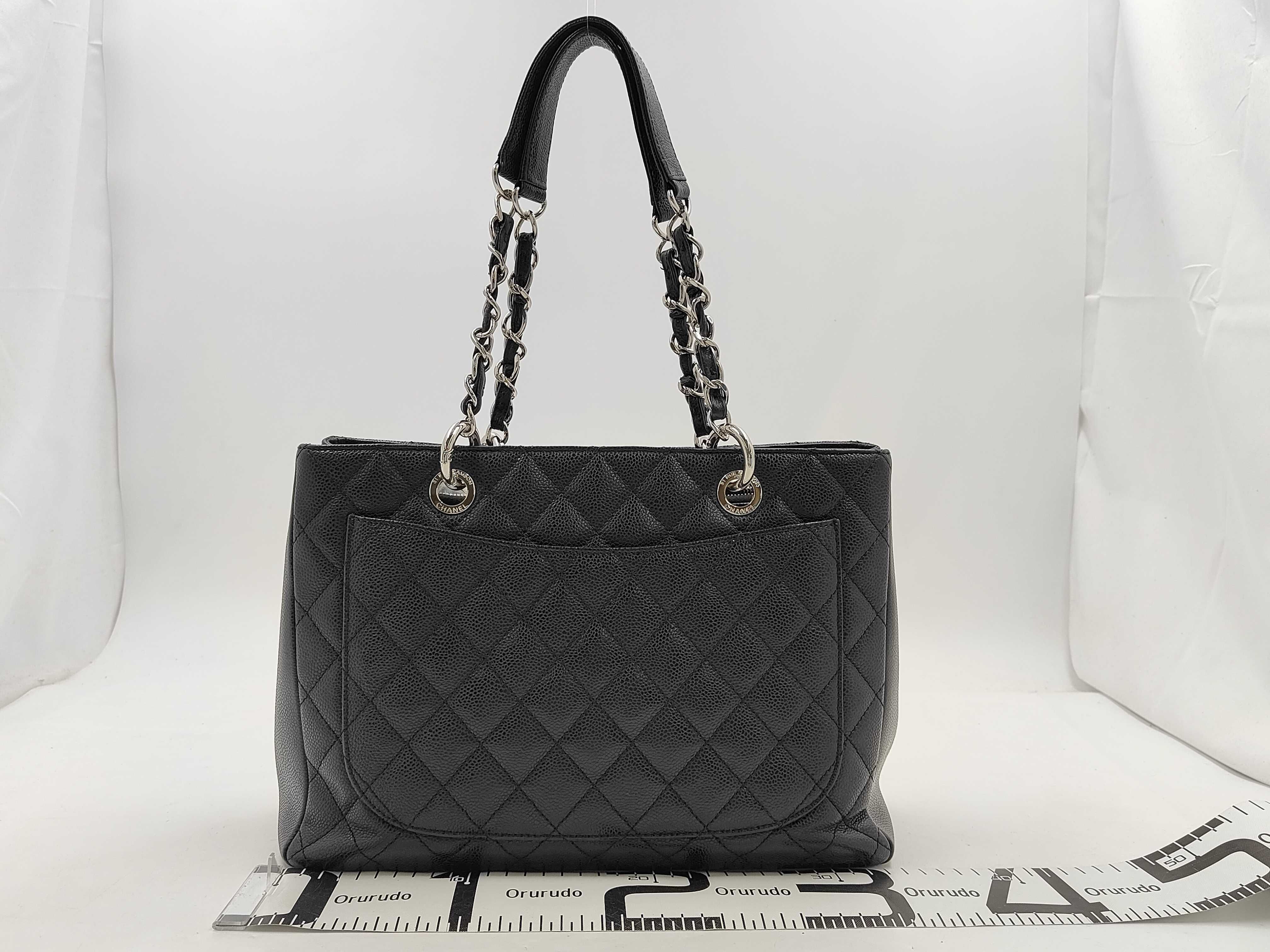 Matelassé Chain Tote Bag, GST, Caviar Skin, Black, Serial Seal, G Card — view 2