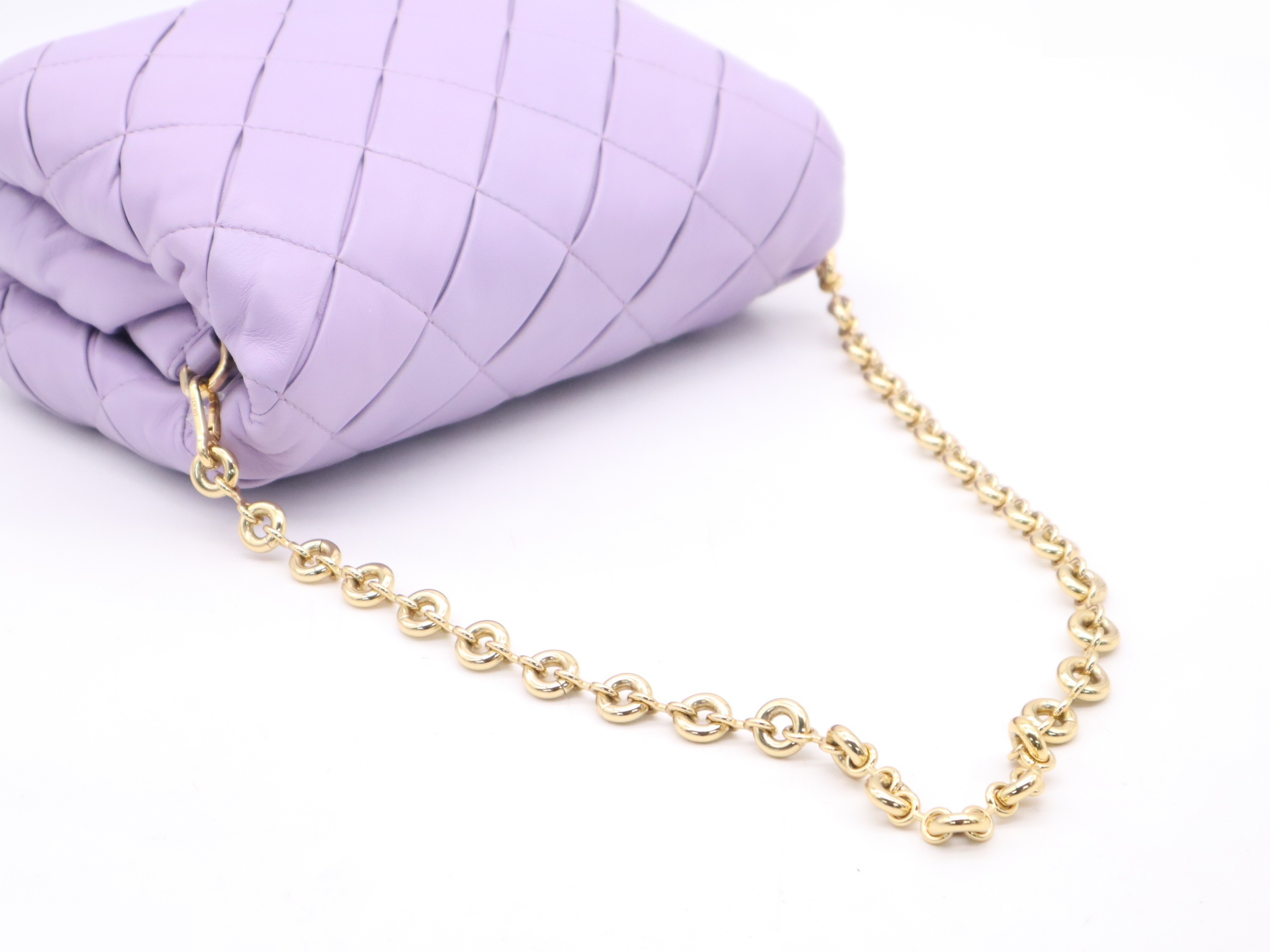Lambskin puffer bag, Goya style, purple, gold hardware, with shoulder strap. — view 6