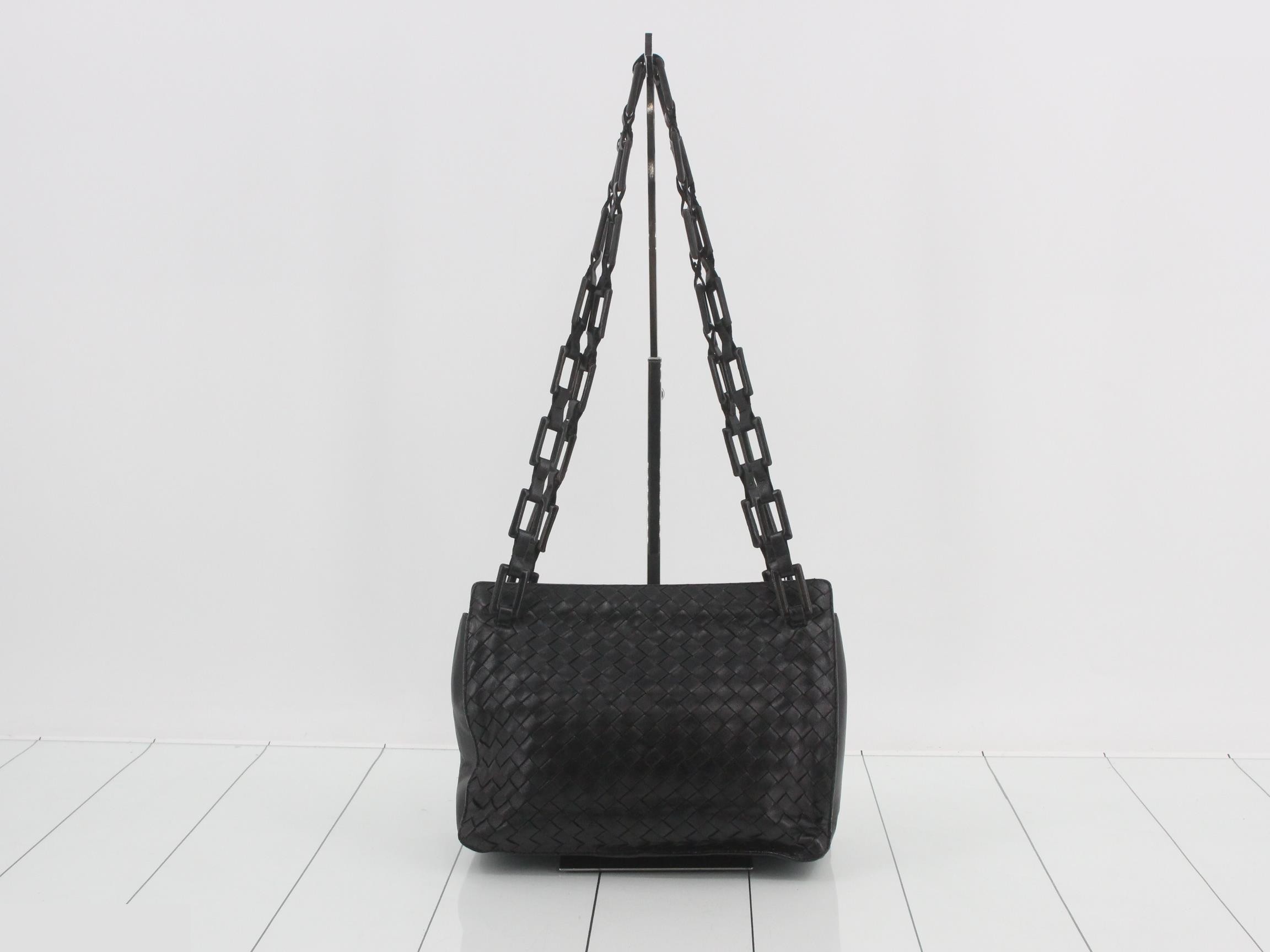 Intrecciato (Bag) - Shoulder Bag - Black — view 2