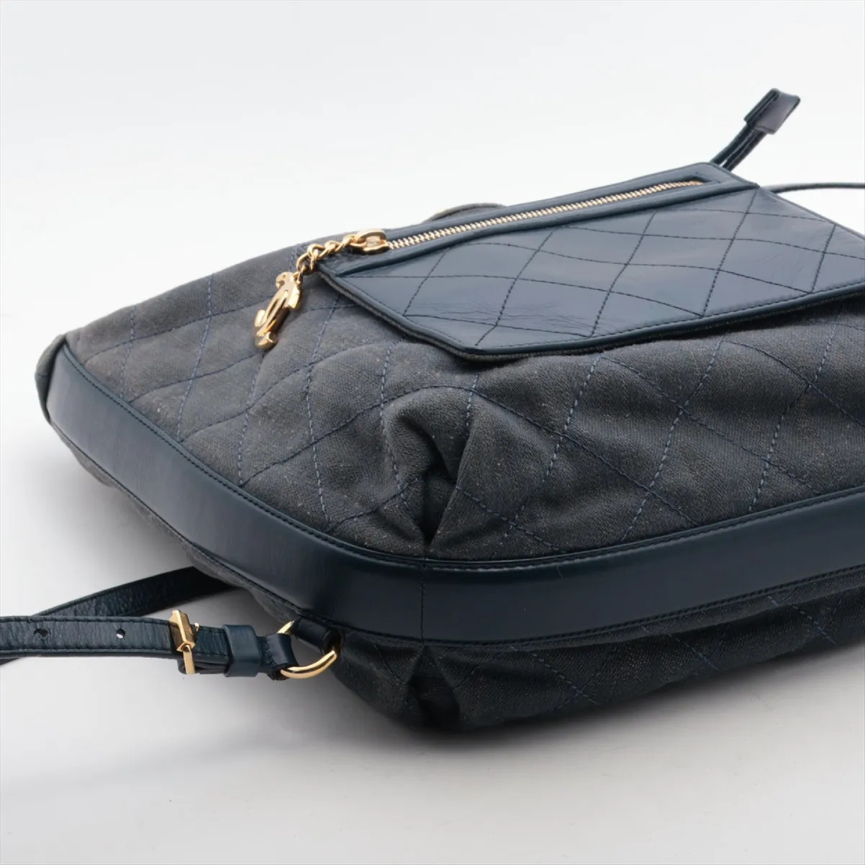 Matelassé Canvas x Leather Chain Backpack — view 5