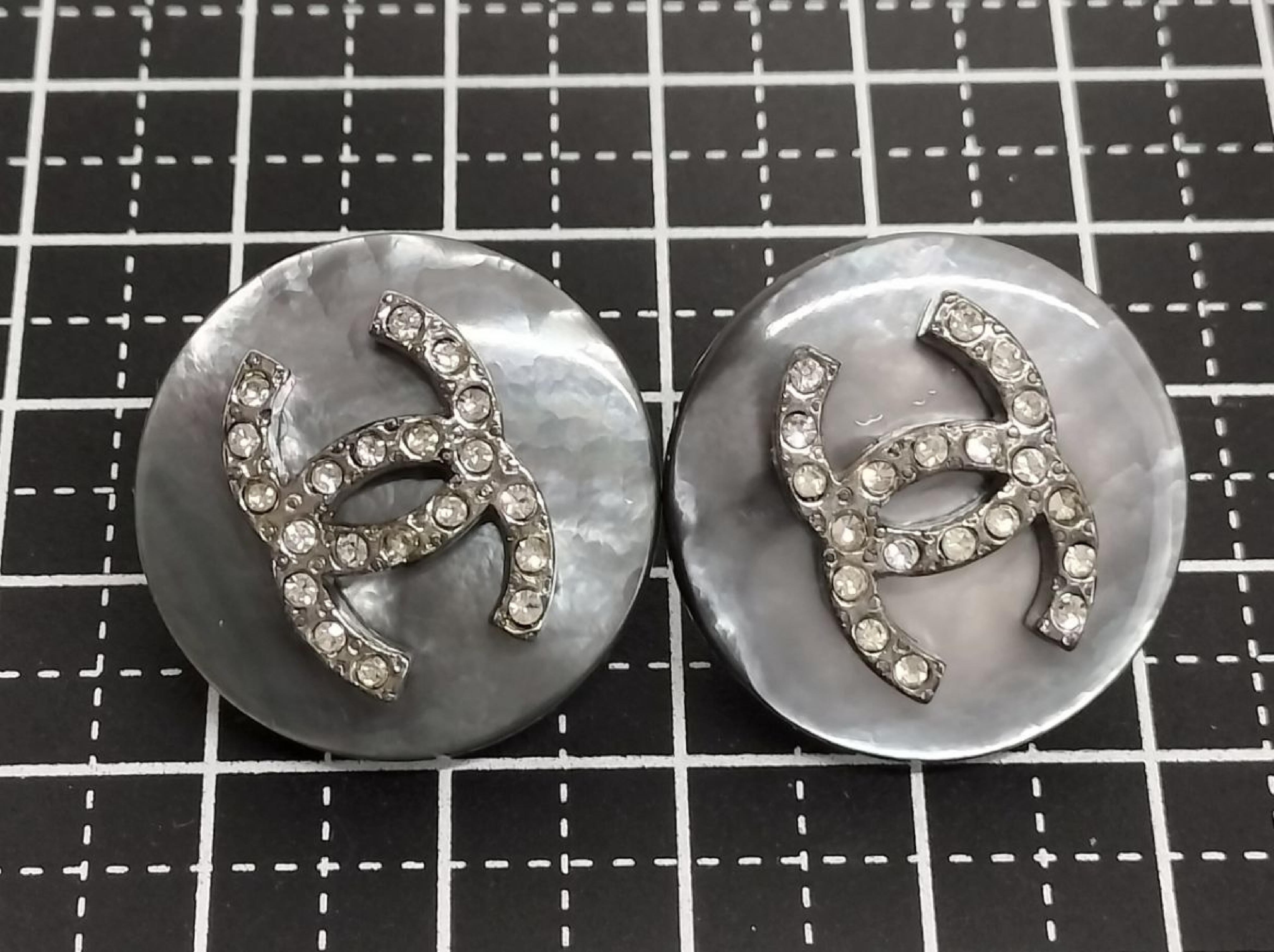 Coco Rhinestone Shell Earrings 96A (with comments) — view 2