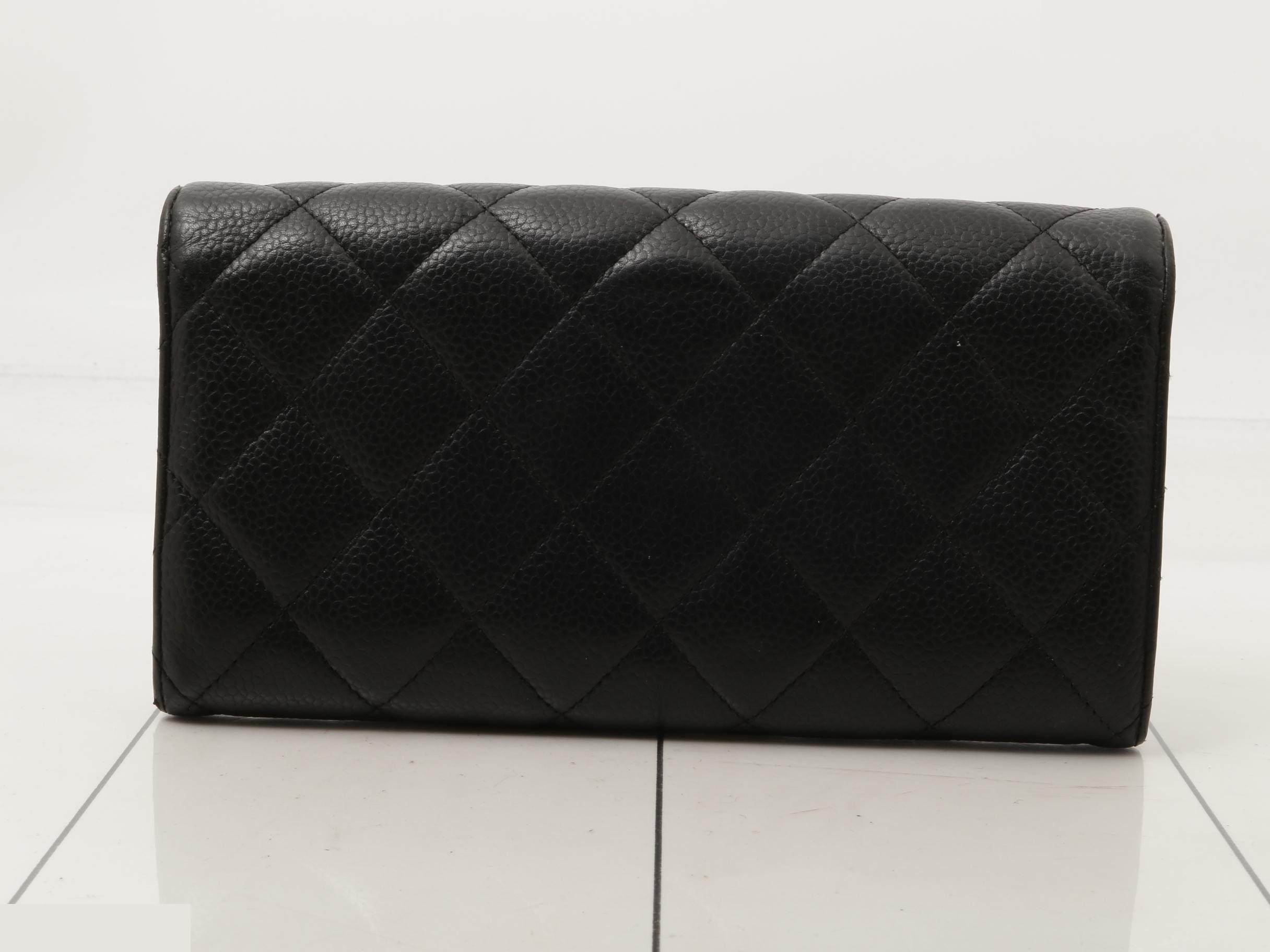 Matelassé Caviar Skin Long Wallet — view 2