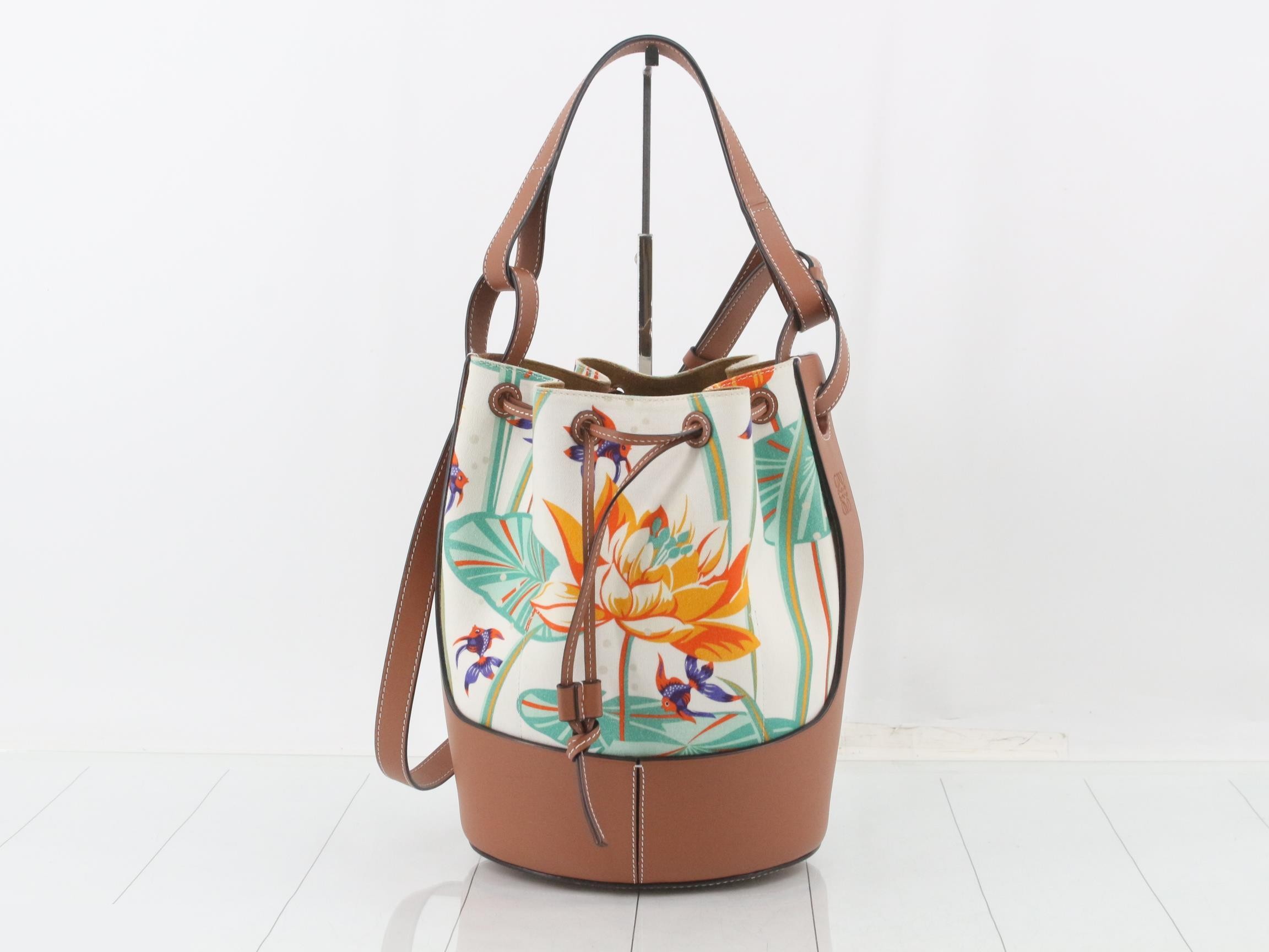 Balloon Bag, Medium, 2-Way Shoulder Bag — view 2