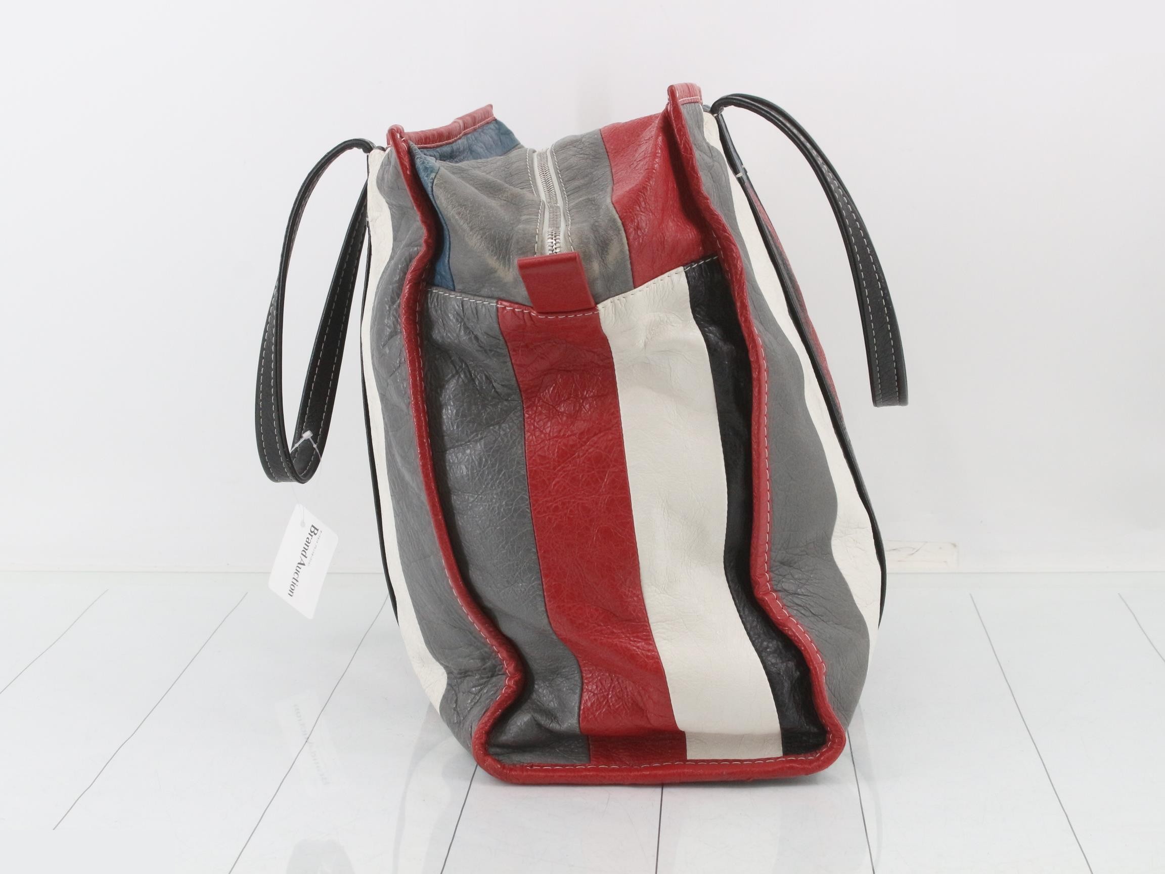 Bazaar Shopper Tote Bag — view 4