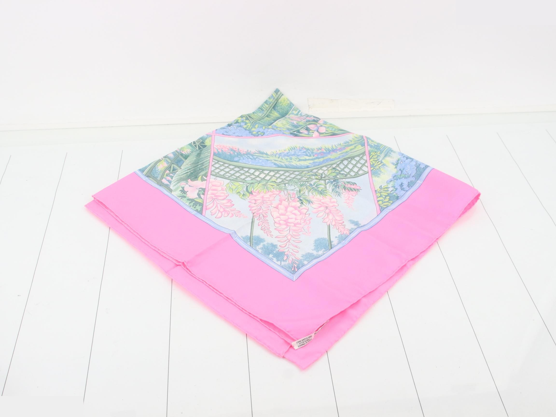 scarf — view 2